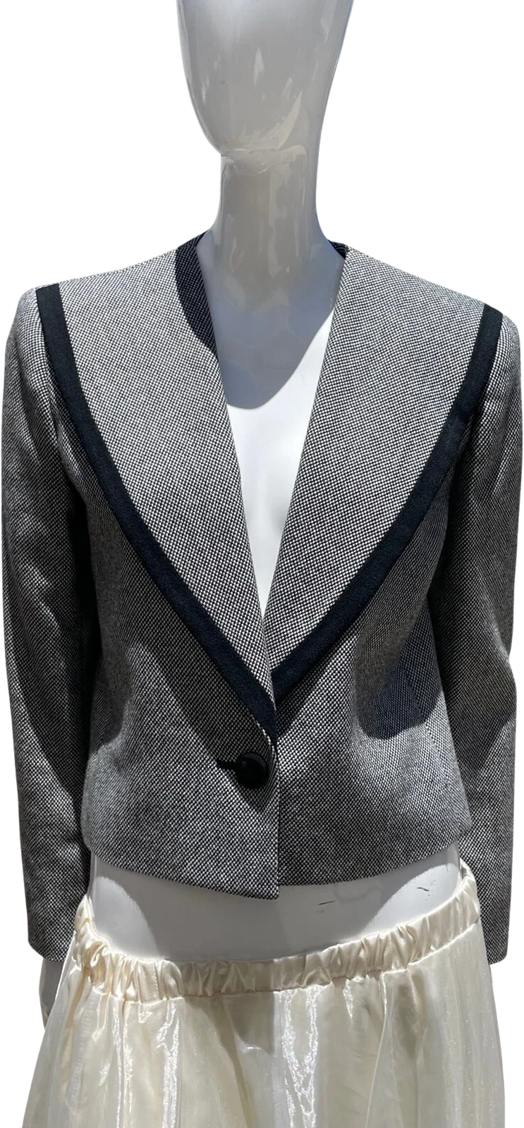 Vintage 80s Chic Cropped Bolero Dress Jacket Blazer Size 8 Large Lapels by Sasson