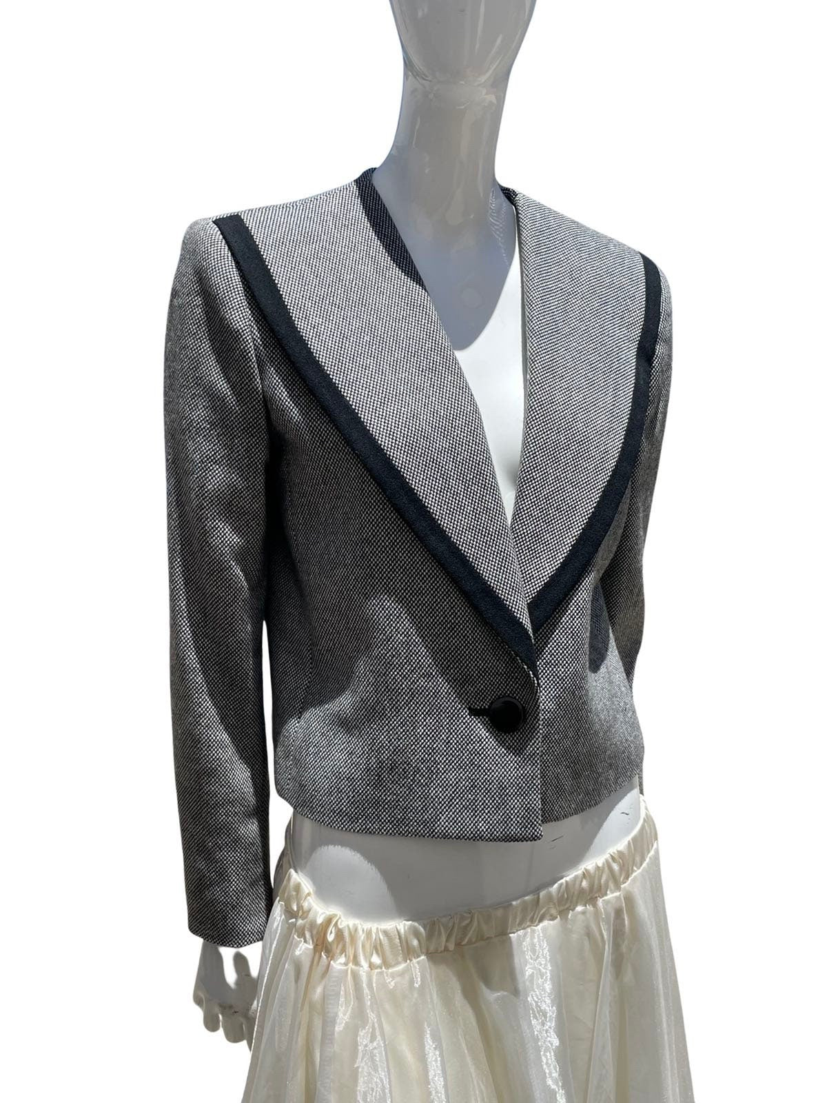 Vintage 80s Chic Cropped Bolero Dress Jacket Blazer Size 8 Large Lapels by Sasson - Image 4