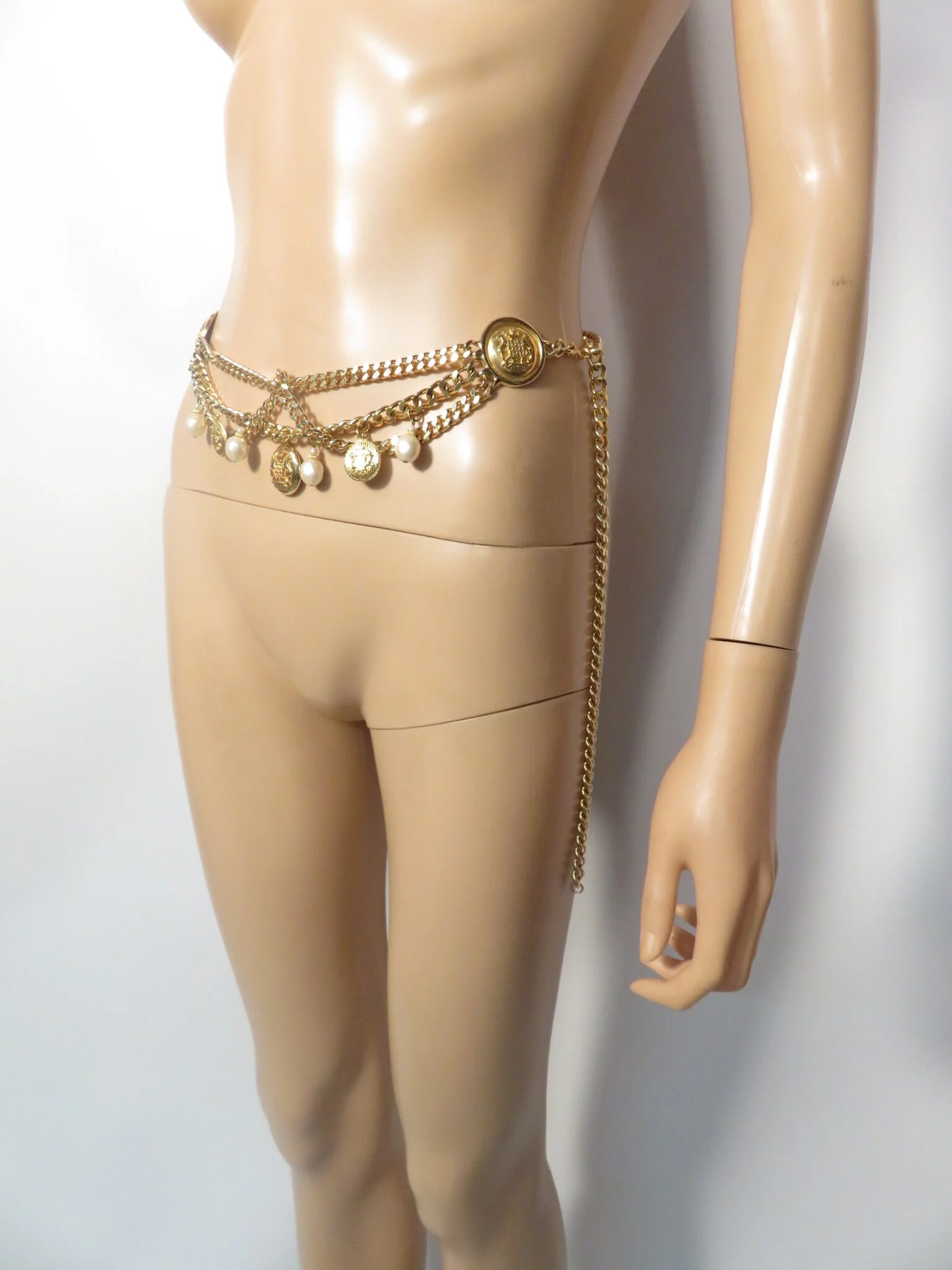 Vintage 80s Chunky Gold Chain Charm Belt Size S - L - Image 7