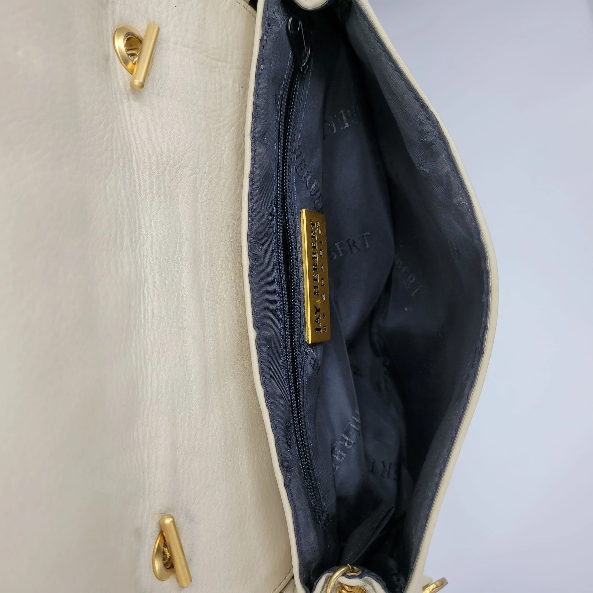 Vintage 80s Crossbody Bag Leather Quilted Gold Chain Cream by Jay Herbert by Sharif - Image 12
