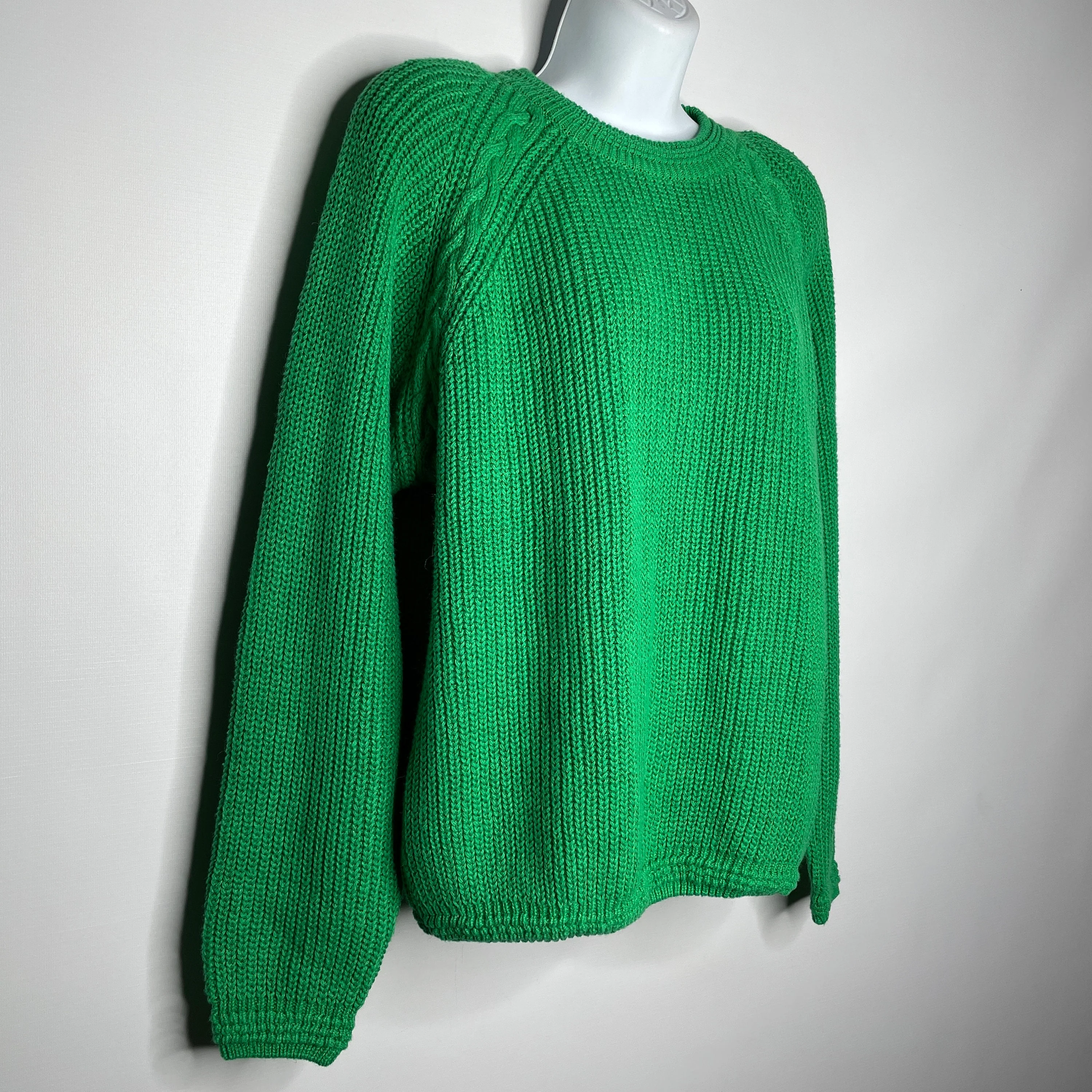 Vintage 80s Deadstock Chaus Sport Kelly Green Cable Knit Jumper Sweater by Chaus Sport Additions - Image 3