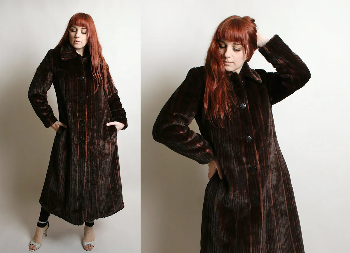 Vintage 80s Faux Fur Coat Long Striped Chocolate Brown and Caramel Copper Highlights Tsunami Esq Medium - Image 4