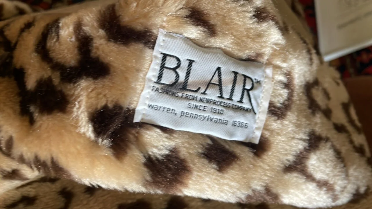 Vintage 80s Faux Leopard Coat Overcoat Shirt Soft Chic Animal Print Coat Size L Unisex Men; S Size 42 by Blair - Image 7
