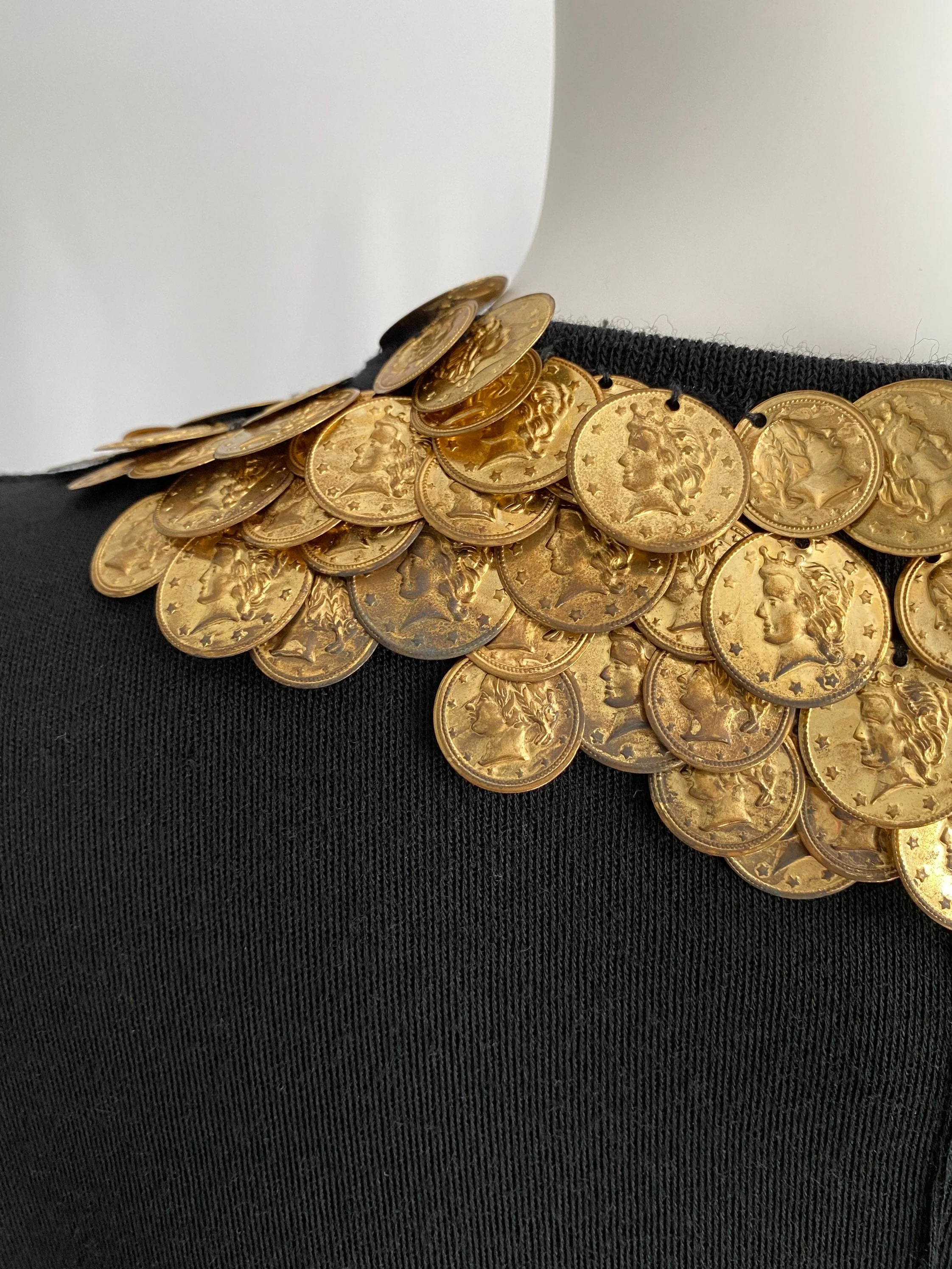 Vintage 80s Lightweight Wool Blazer/jacket with Gold Coins by Adrienne Vittadini - Image 7