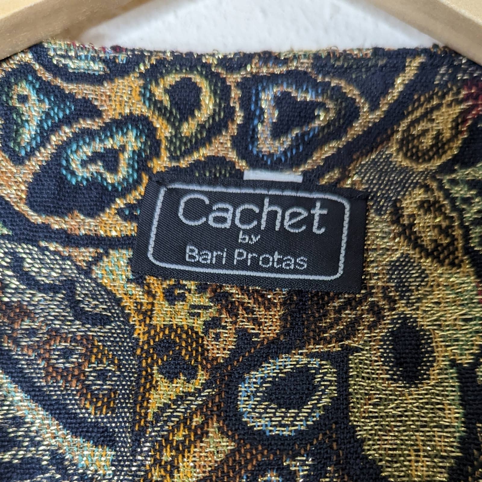 Vintage 80s Metallic Brocade Bolero Jacket Cachet by Cachet by Bari Protas - Image 5