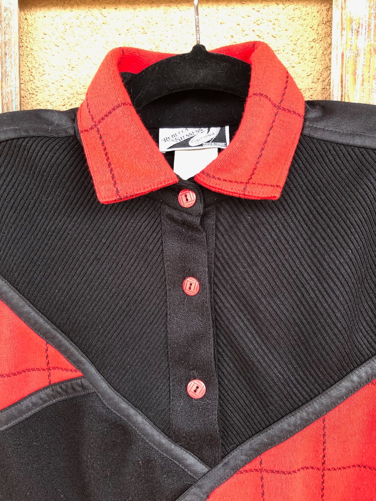Vintage 80s Red and Black Sweatshirt Sz M - Image 9