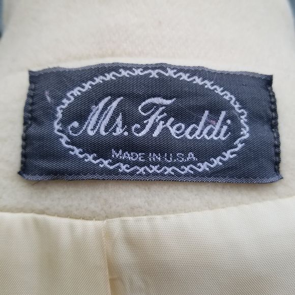 Vintage 80s Retro Cream Wool Blend Double Breasted Trench Coat by Ms. Freddi - Image 7