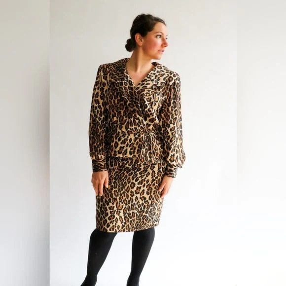 Vintage 80s Retro Pin Up Girl Animal Print Leopard Silk Midi Pencil Dress - Image 11