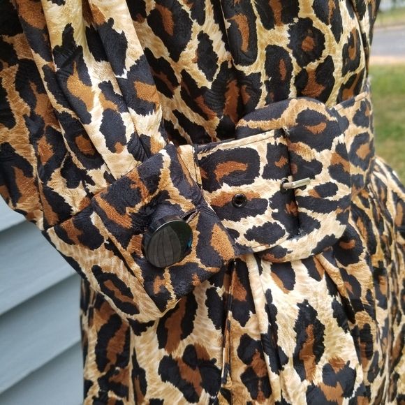 Vintage 80s Retro Pin Up Girl Animal Print Leopard Silk Midi Pencil Dress - Image 6