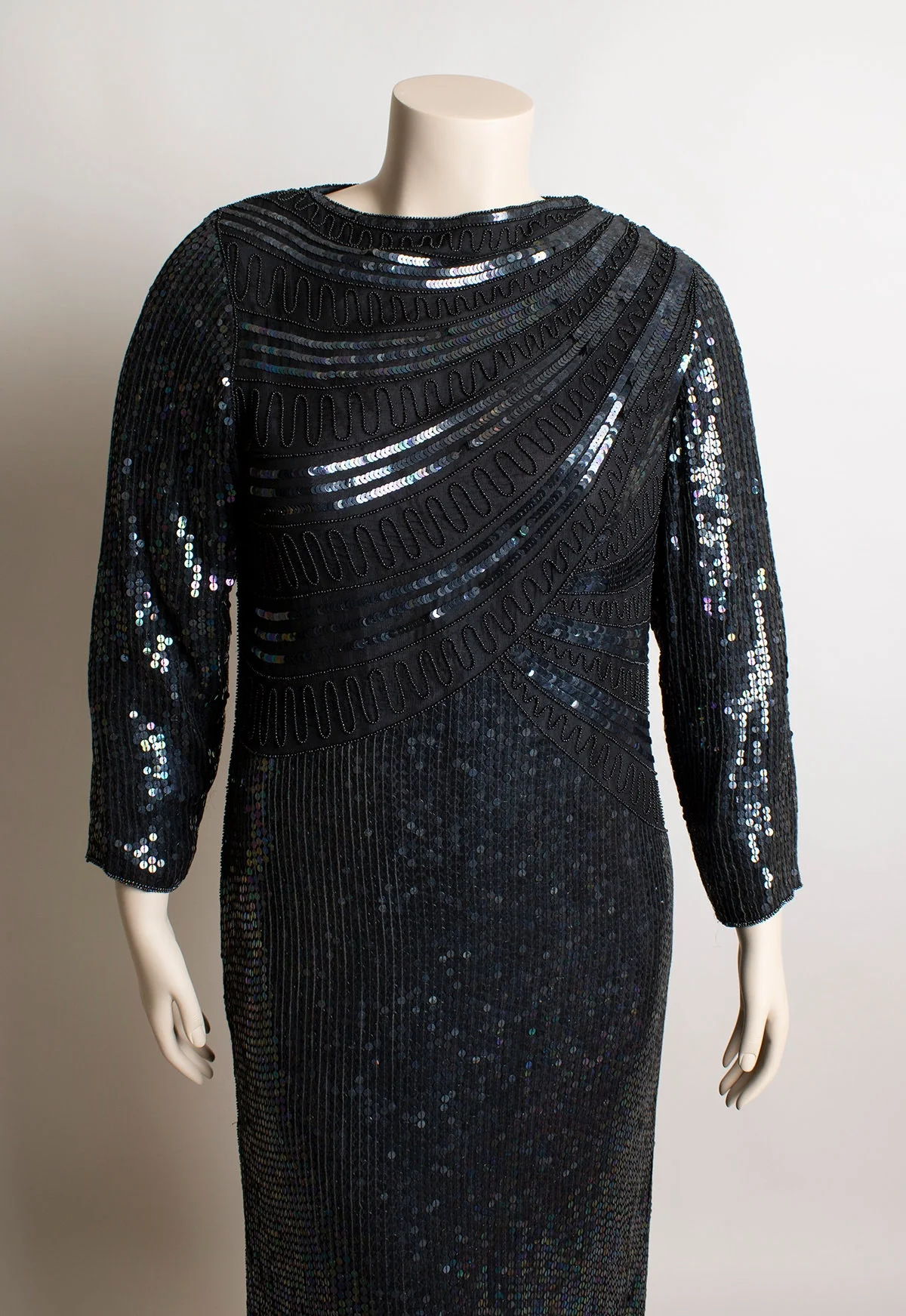 Vintage 80s Sequin Black Silk Glam Formal Evening Party Fully Sequined and Beaded Iridescent Sparkly Dress Large - Image 6