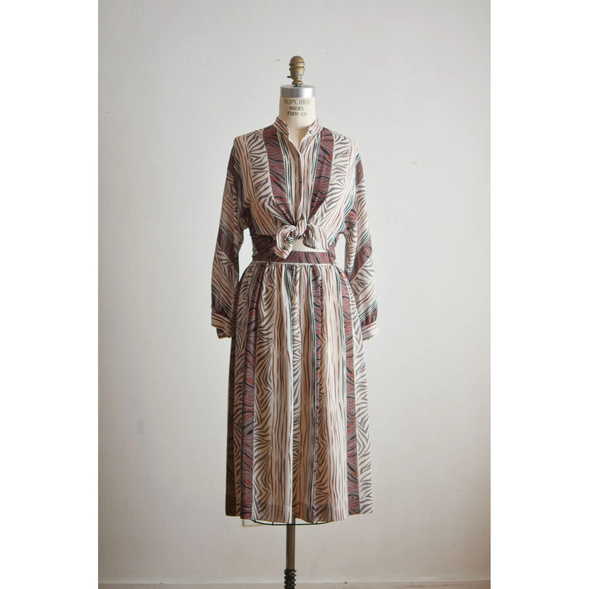 Vintage 80s Set Skirt Sheer Top Buttoned Down Desert Hues Striped Animal Print Size Small by Campus Casual - Image 5