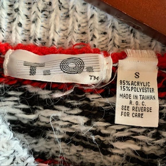 Vintage 80s T Q Oversized Striped Ski Sweater Geometric Knit Red Black White - Image 6
