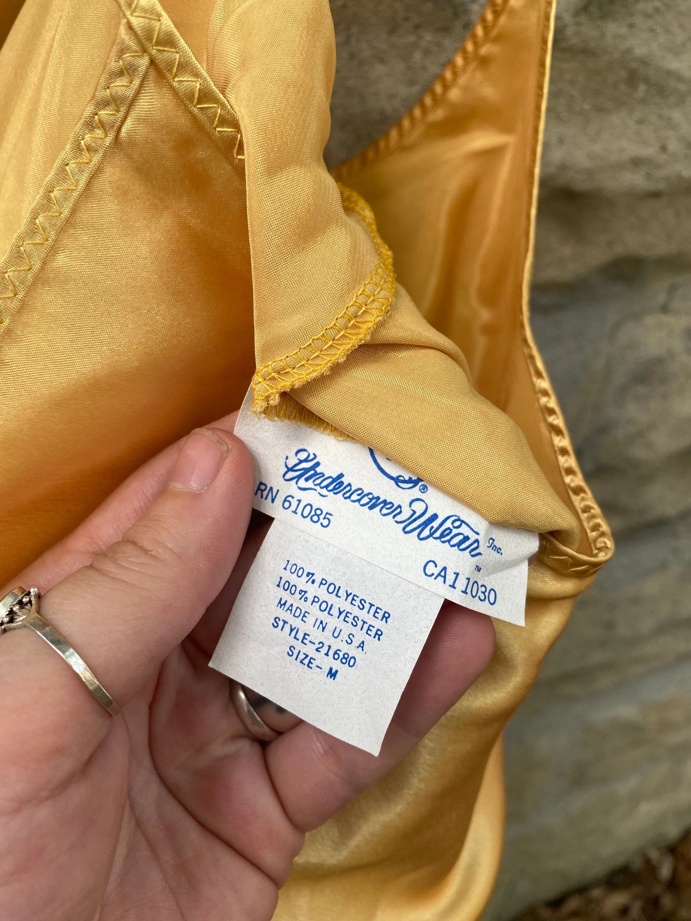 Vintage 80s Undercover Wear Lingerie Loungewear Silky Gold Slip Mini Dress Nightgown Size Medium Large Xlarge - Image 4