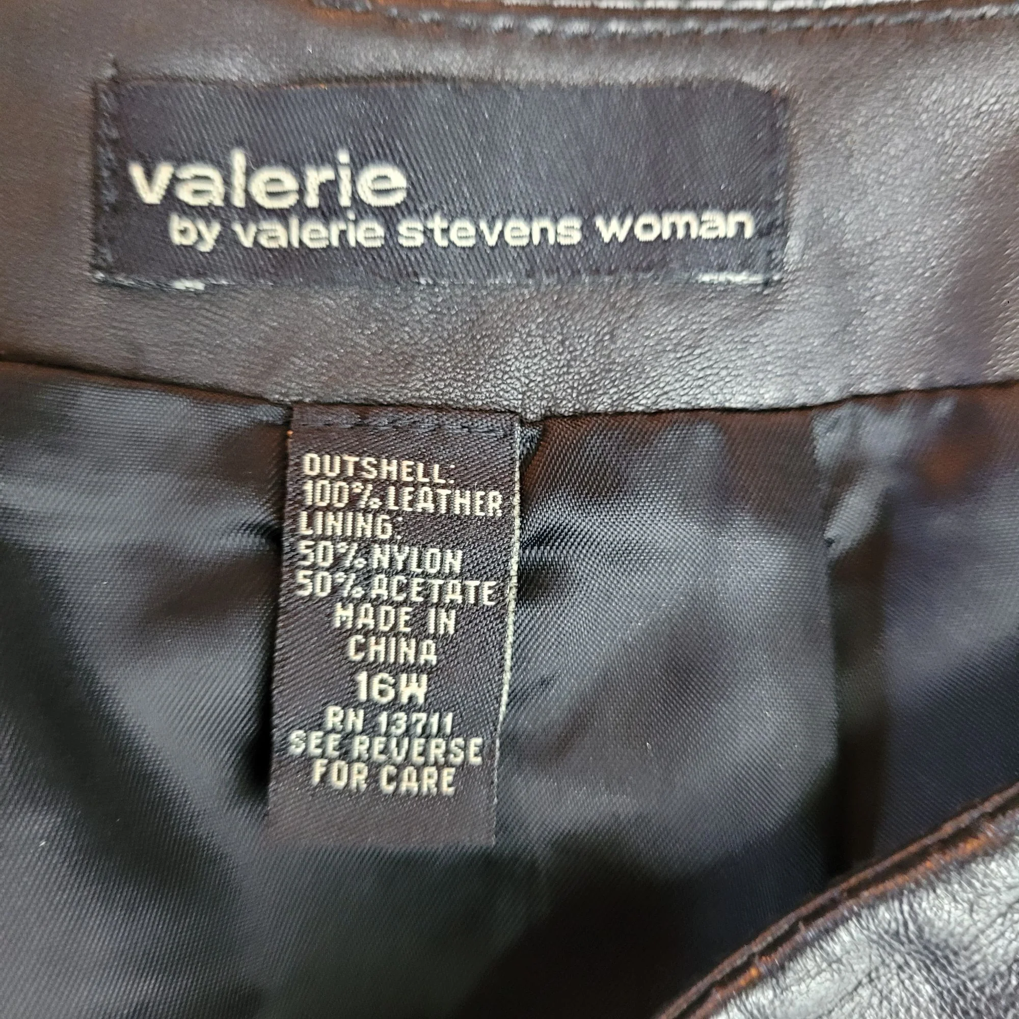 Vintage 80s Valerie Stevens Skirt Leather Pencil Black 16w Baddie Biker Moto by Valerie Stevens - Image 8