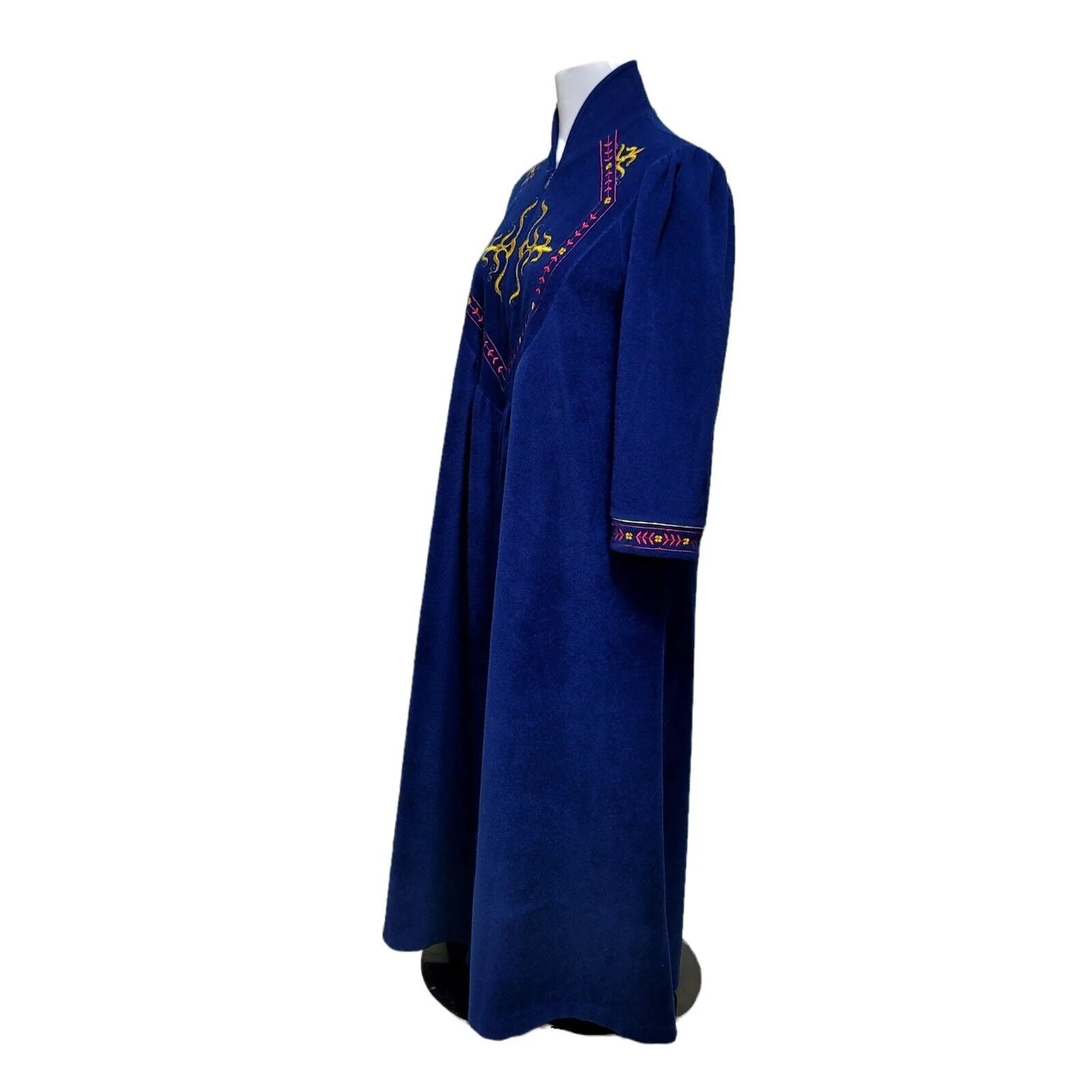 80s Blue Embroidered Fleece Winter Housecoat Robe By Vanity Fair - Image 6