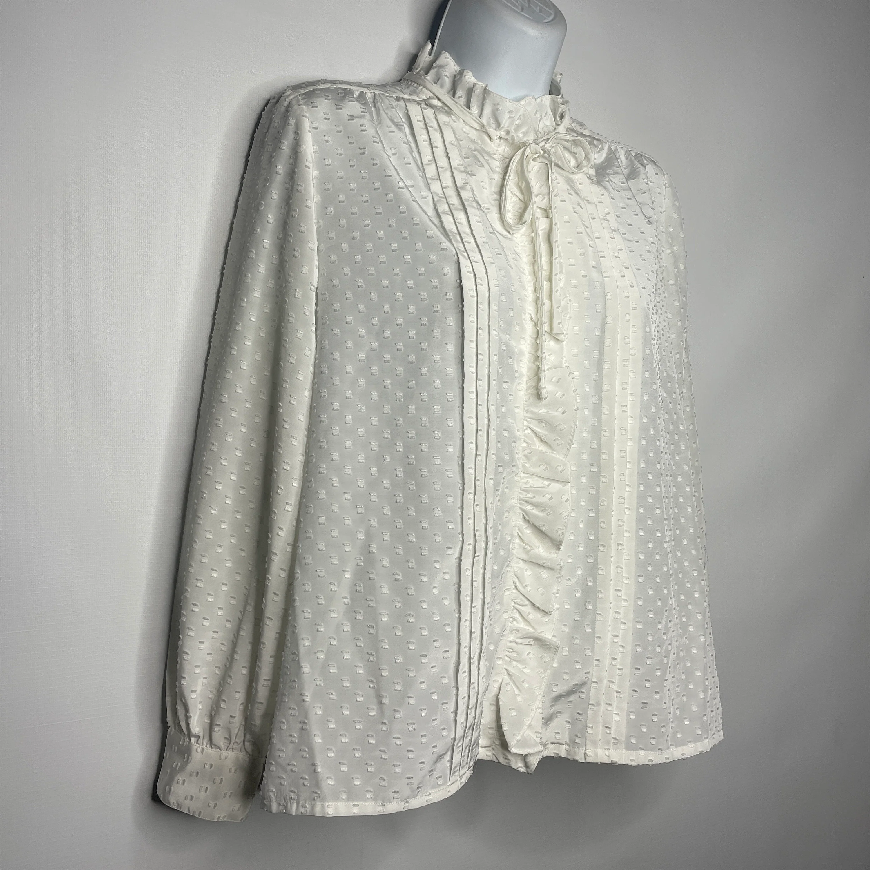 Vintage 80s White Textured Satin Ruffled Pleated Secretary Blouse Top Size M by Evanna - Image 2