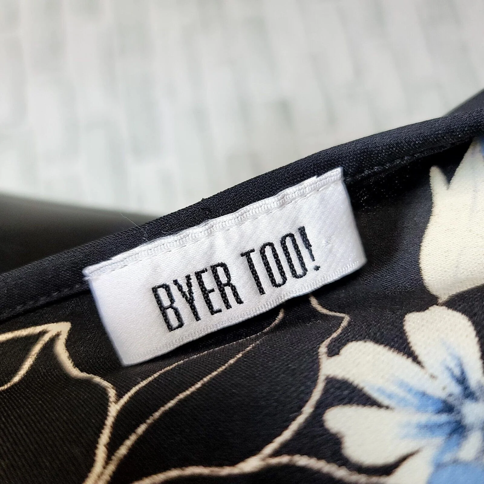 Vintage 90s 00s Byer Too! M Black Blue Floral Surplice Stretchy Asym Hem Dress by  Byer Too - Image 7