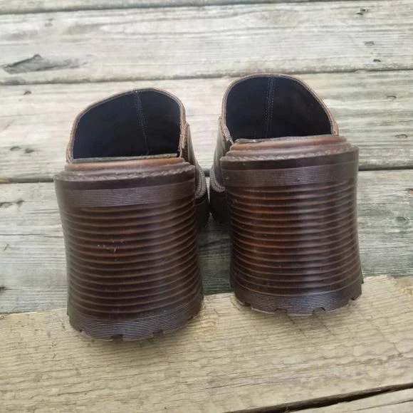 Vintage 90s 00s Mudd Brown Faux Vegan Leather Chunky Heel Platform Buckle Mules by Mudd - Image 9