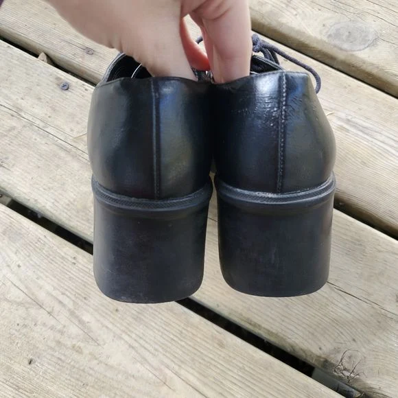 Vintage 90s 00s Square Toe Chunky Heel Black Faux Vegan Leather Oxfords by Predictions - Image 6