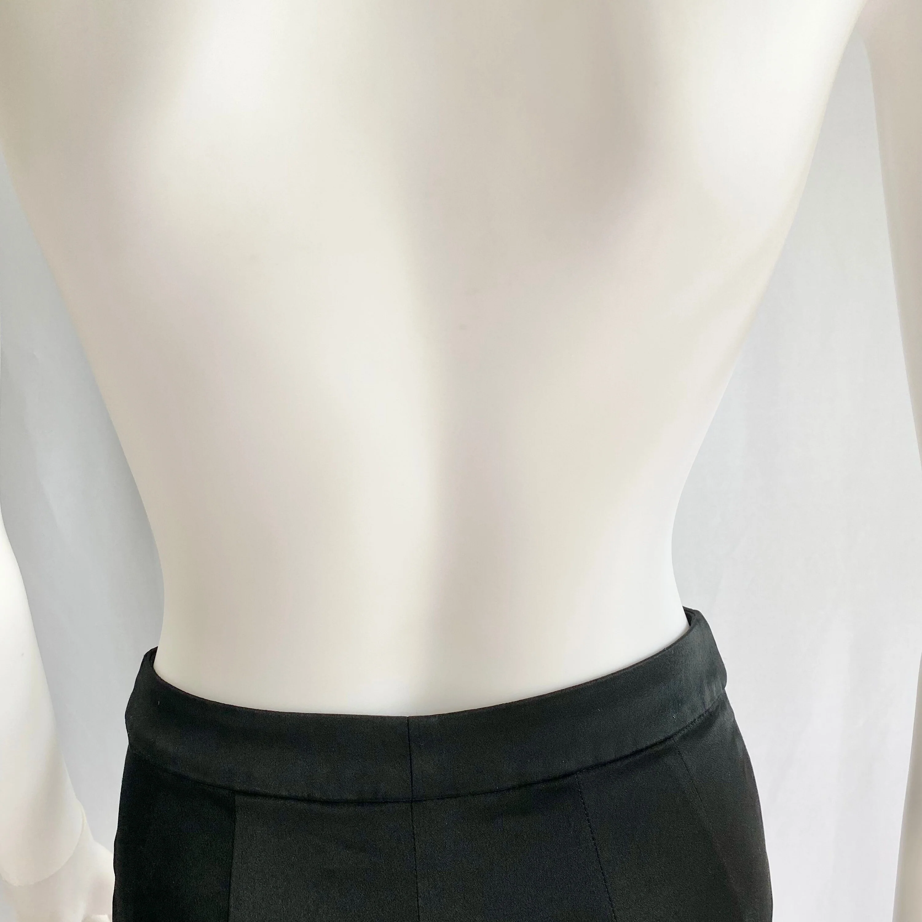 Vintage 90s Black Shiny Trousers Flat Front Minimalist Wide Leg Pant Trousers by Ellen Tracy - Image 4
