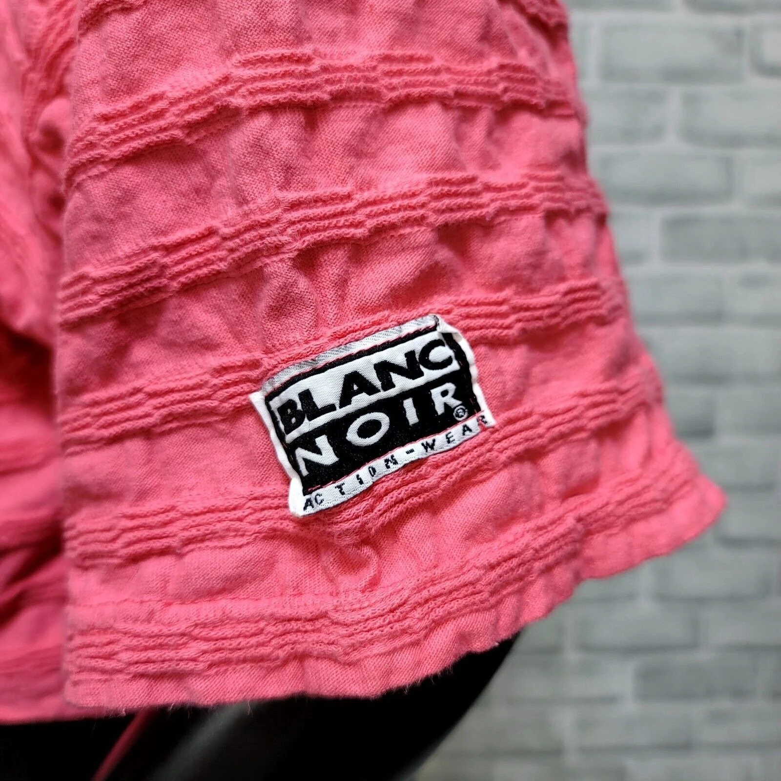 90s Neon Hot Pink Textured Hooded Crop Top Surf Beach By Blanc Noir - Image 5