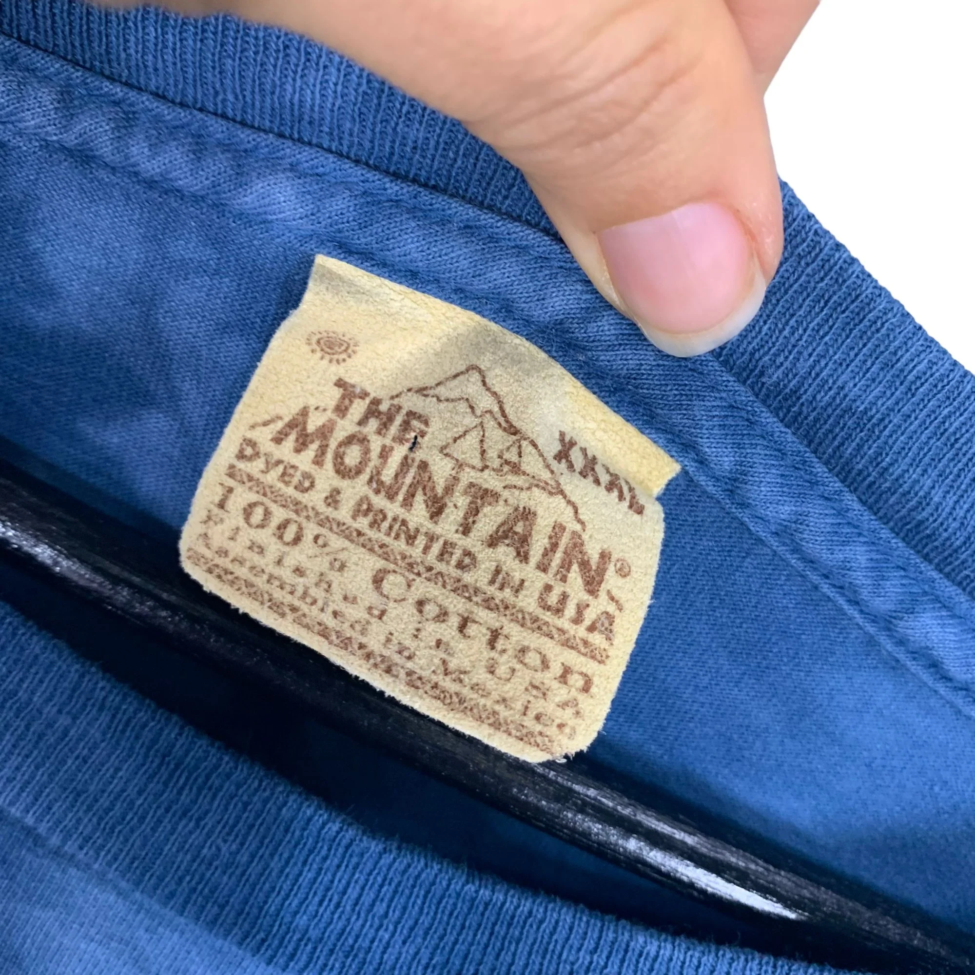 Vintage 90s Blue Cat Graphic Long Sleeve Washed Top by The Mountain - Image 4