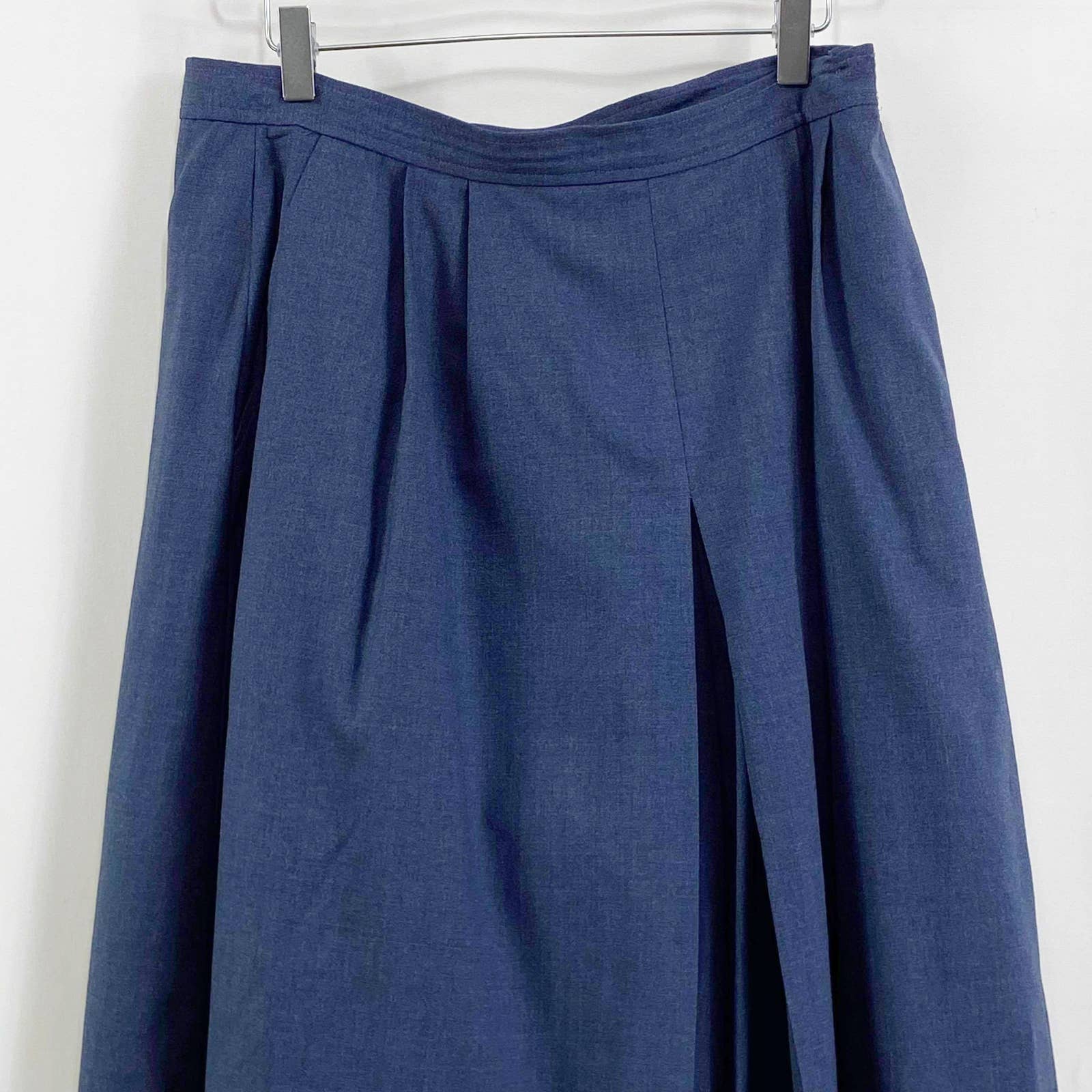 Vintage 90s Blue Pleated A-Line Midi Skirt by LL Bean - Image 4