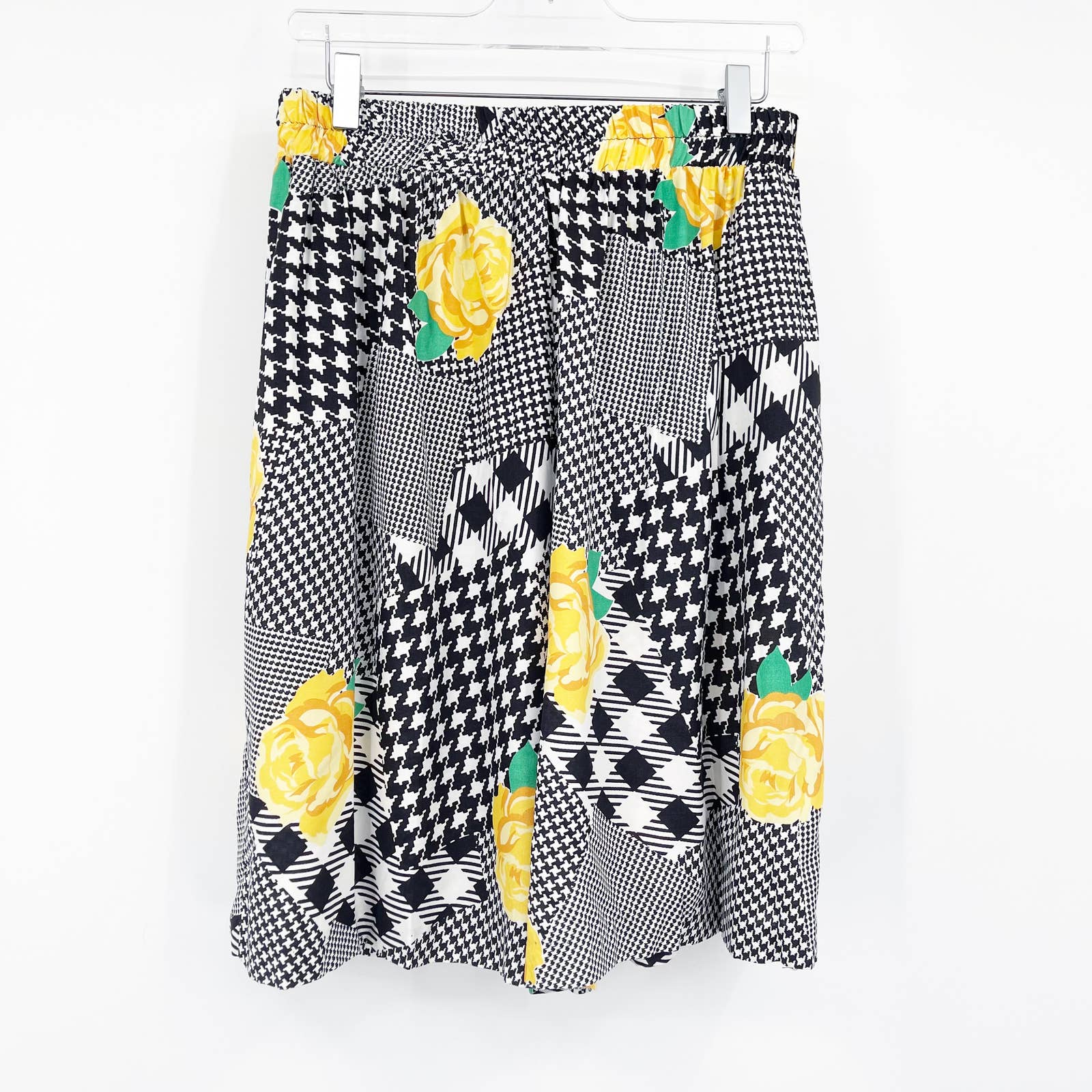 Vintage 90s High Waist Shorts by Jeffrey & Dara - Image 5