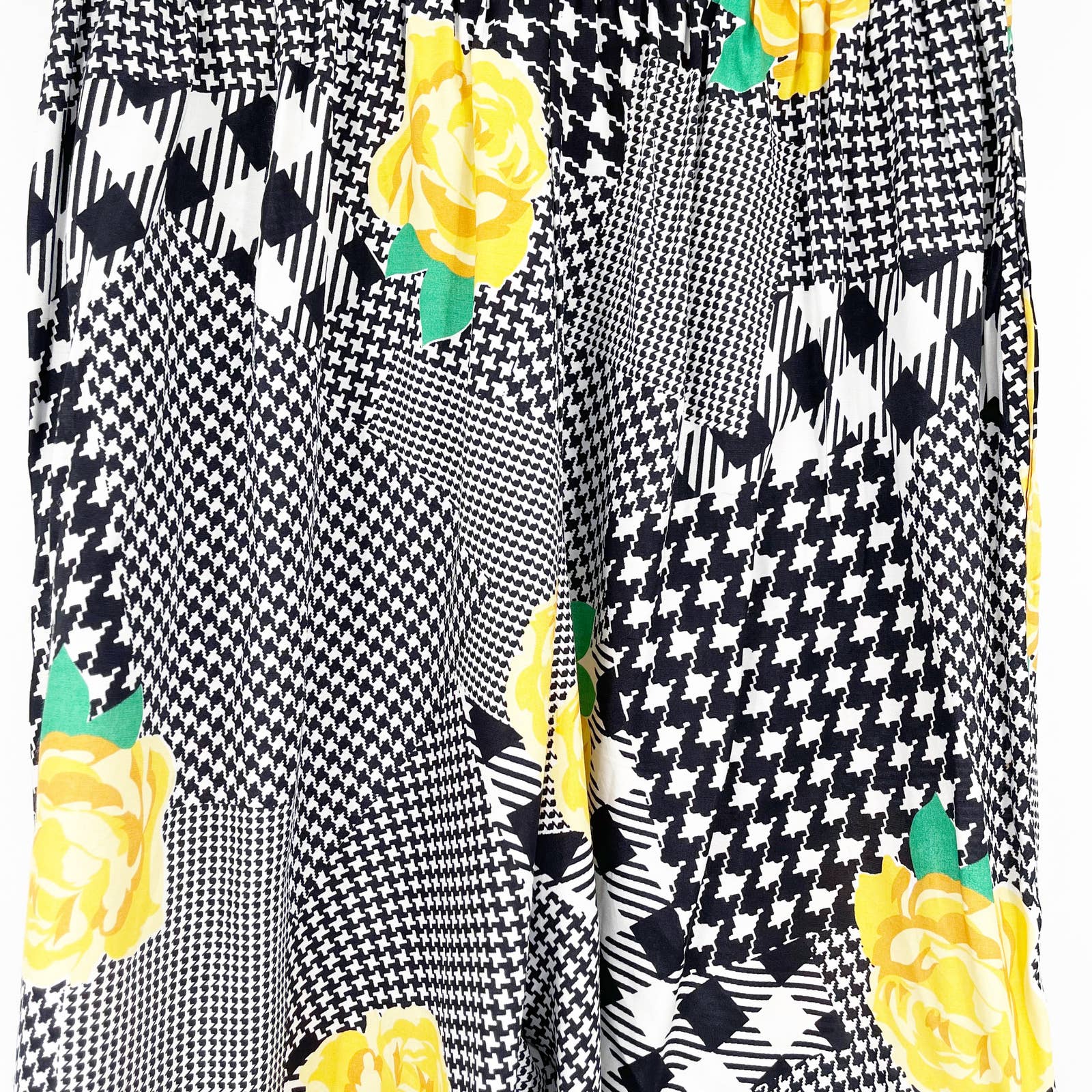 Vintage 90s High Waist Shorts by Jeffrey & Dara - Image 7