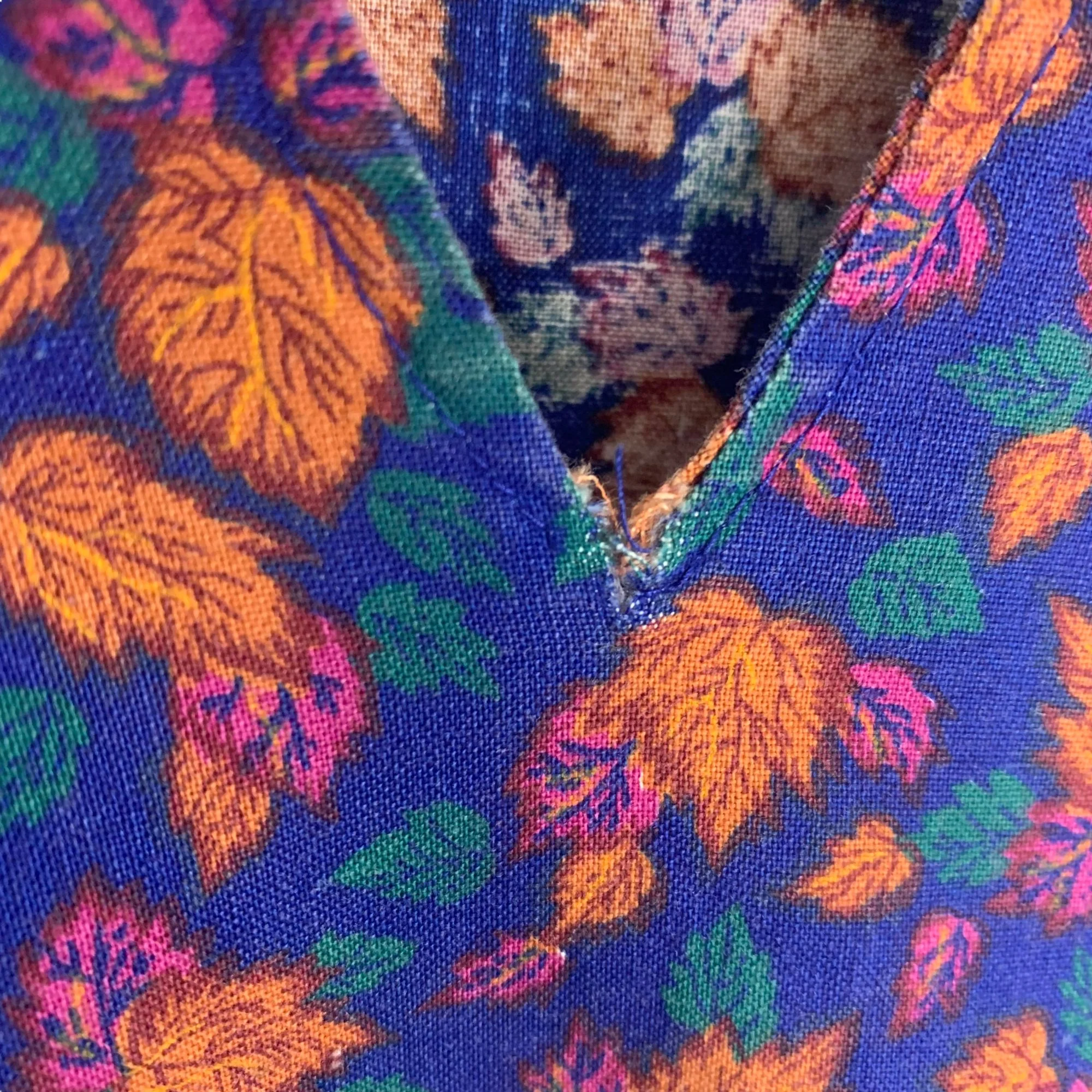 Vintage 90s Leaf Print V-Neck Drop Waist Jumper Dress Medium by Honors - Image 10