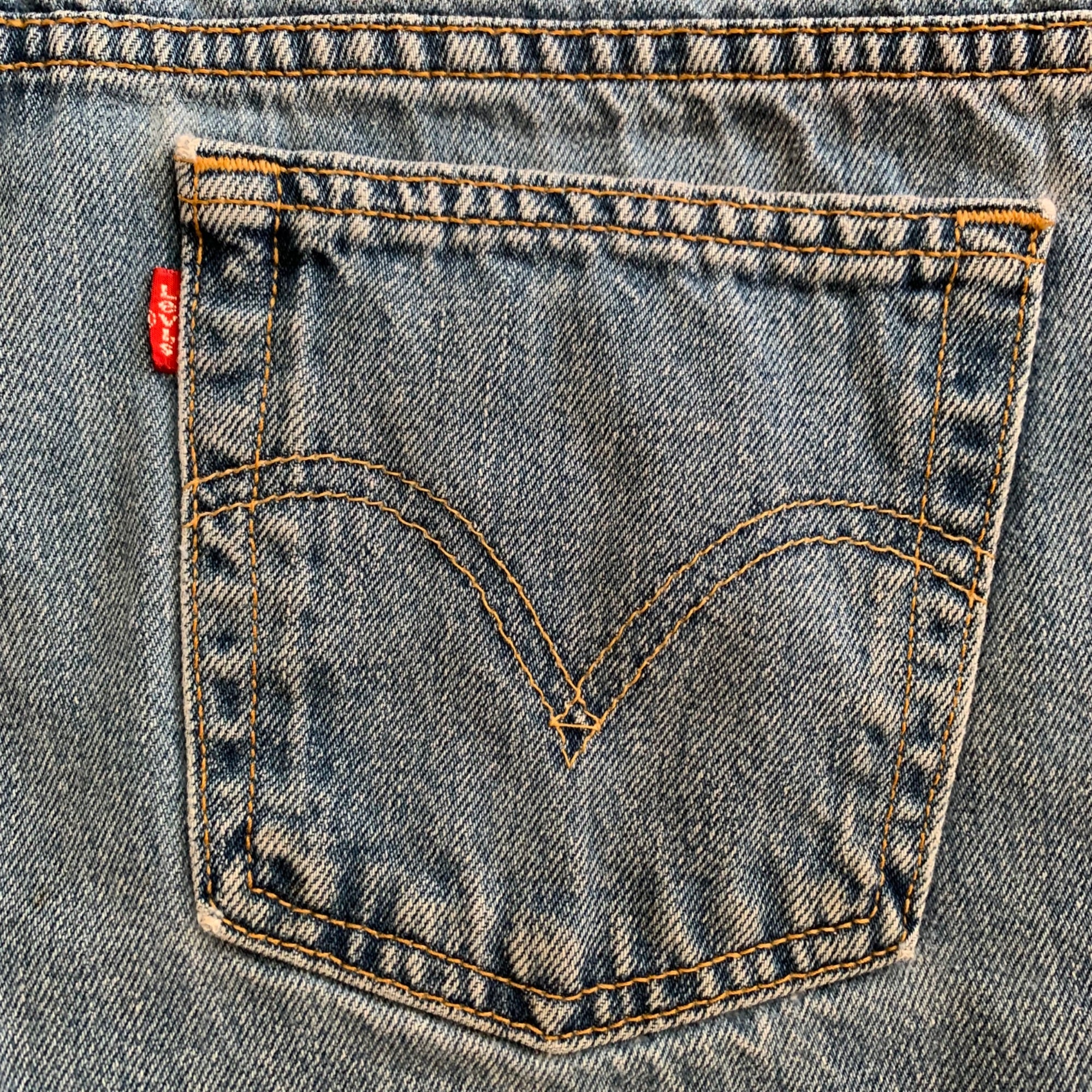 Vintage 90s Levis Jean Shorts 10 Classic Stonewashed Denim Mom Boyfriend Blue by Levi's - Image 8