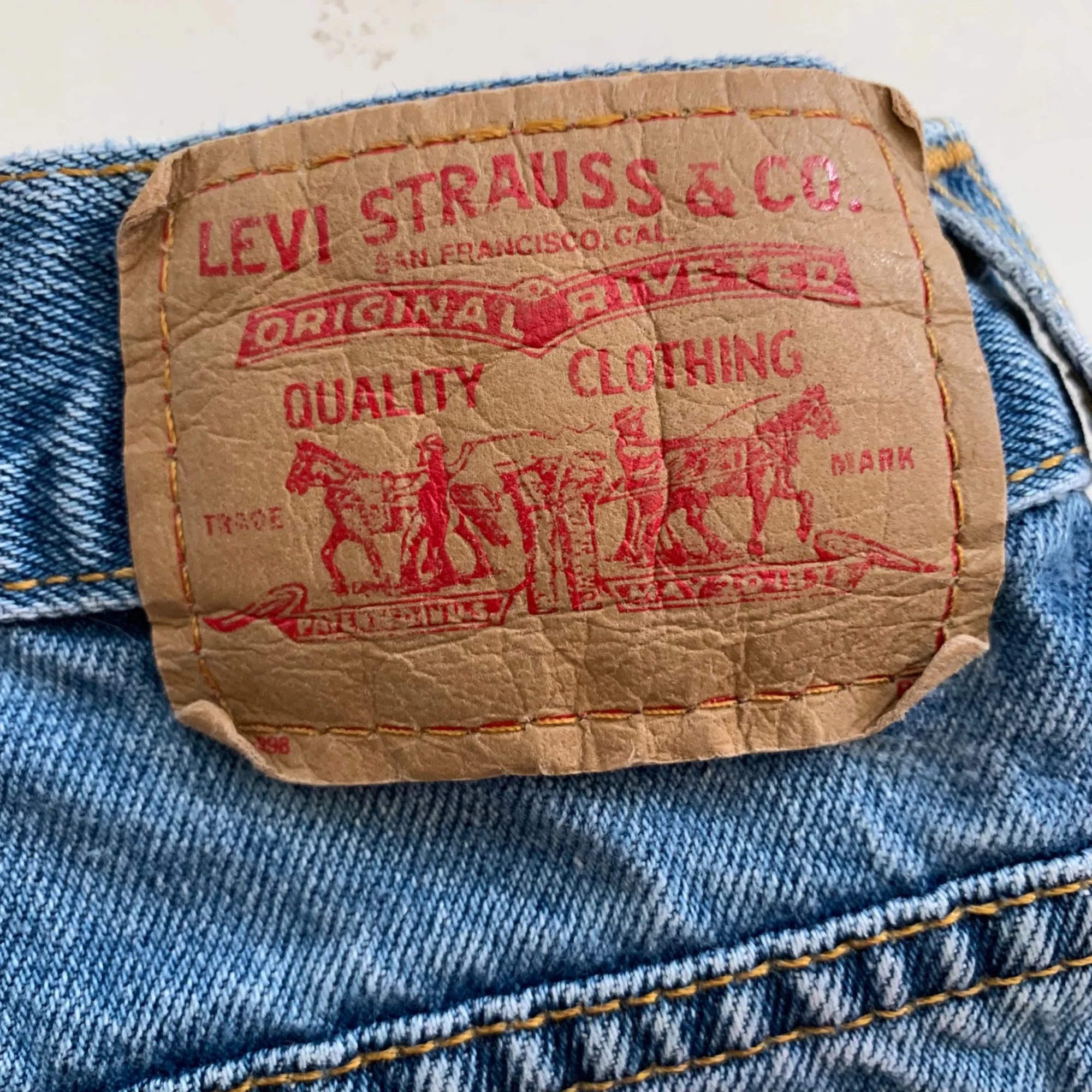 Vintage 90s Levis Jean Shorts 10 Classic Stonewashed Denim Mom Boyfriend Blue by Levi's - Image 9