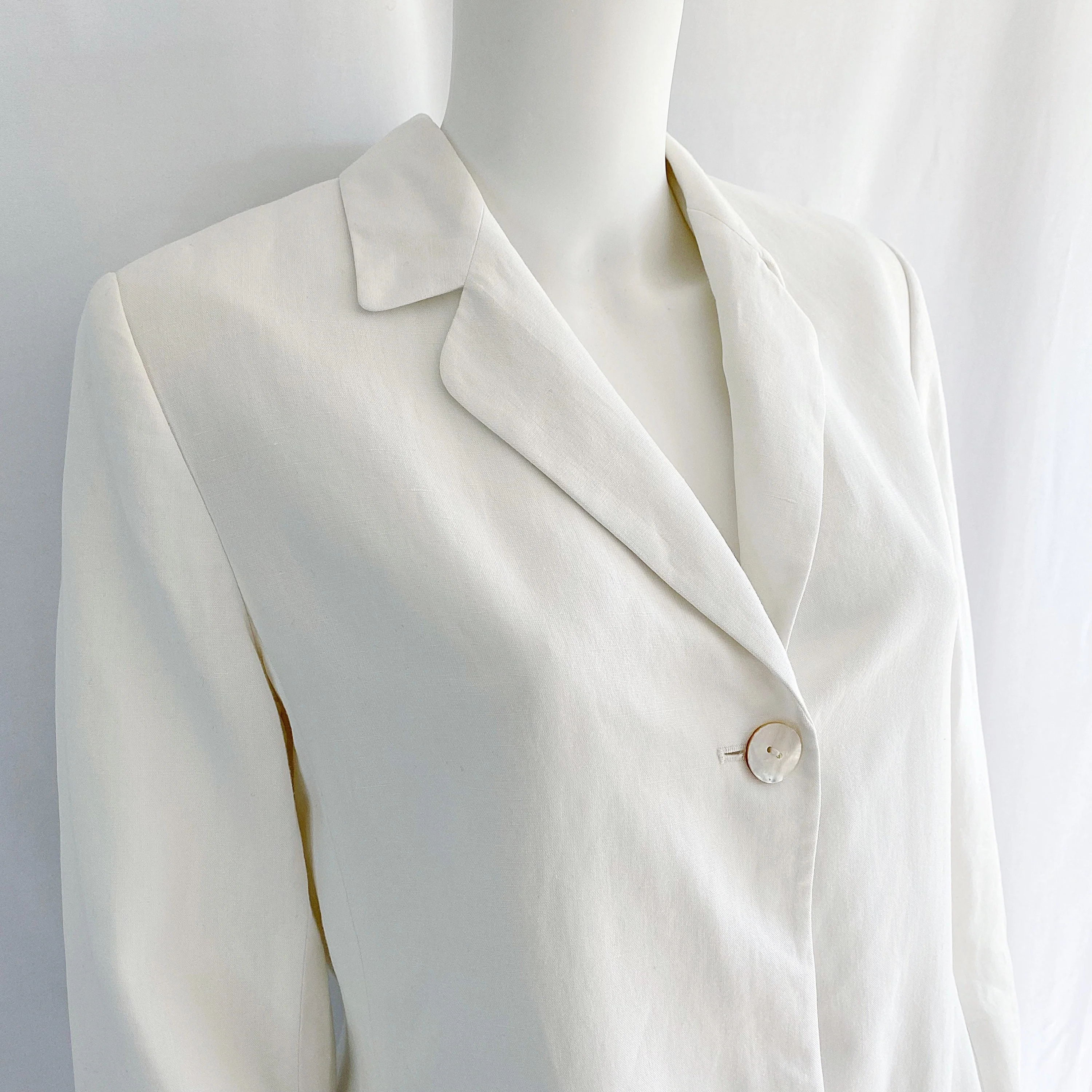 Vintage 90s Linen Blend Single Button Blazer Blazer with 3/4 Length Sleeves by Ellen Tracy - Image 3