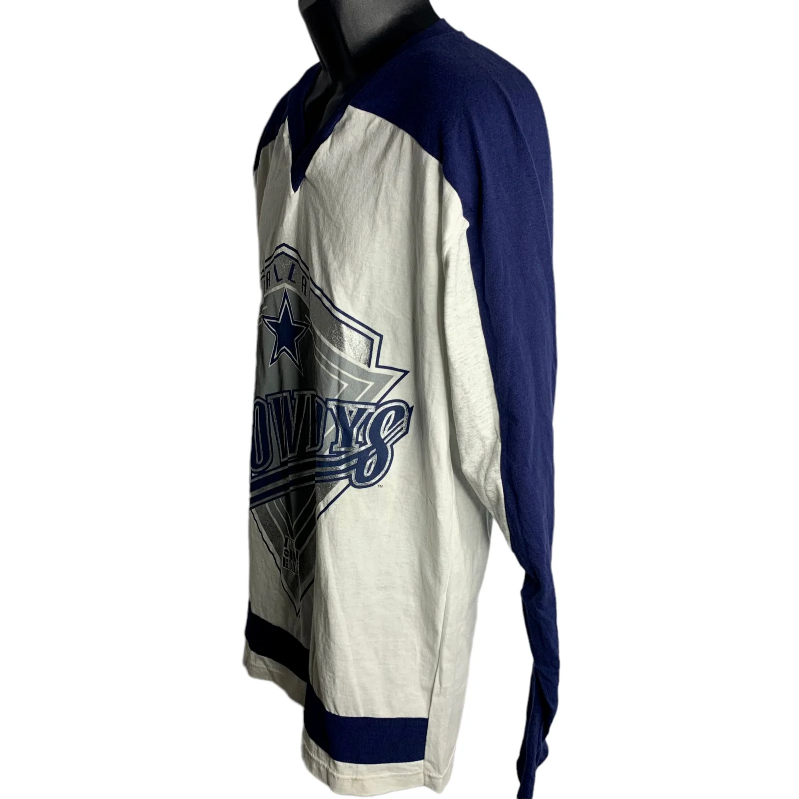 Vintage 90s Mens Dallas Cowboys T-Shirt Xl White Long Sleeve Football V-Neck by NFL - Image 6