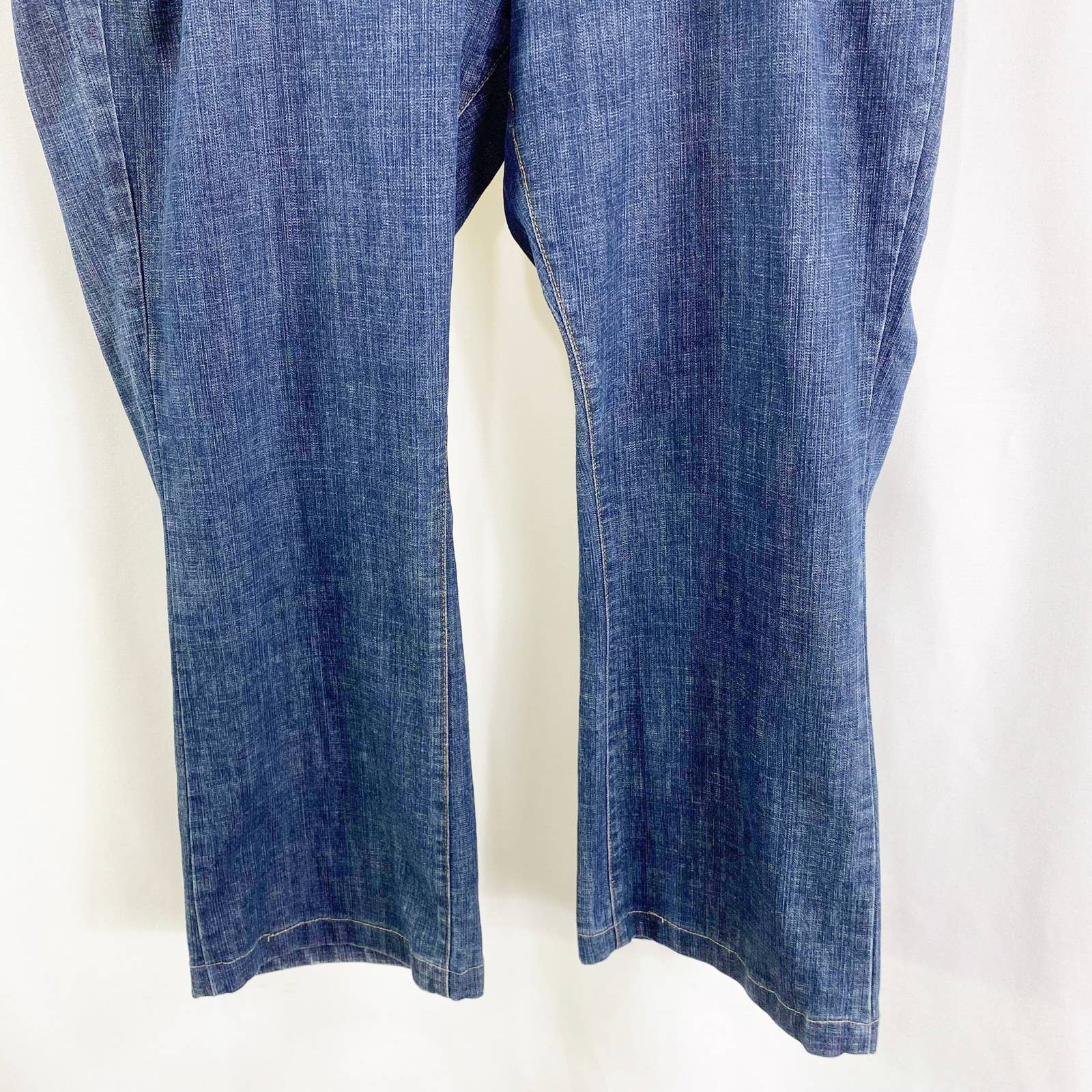 Vintage 90s Midwash Flare Leg Denim Jeans by Bobbie Brooks - Image 4