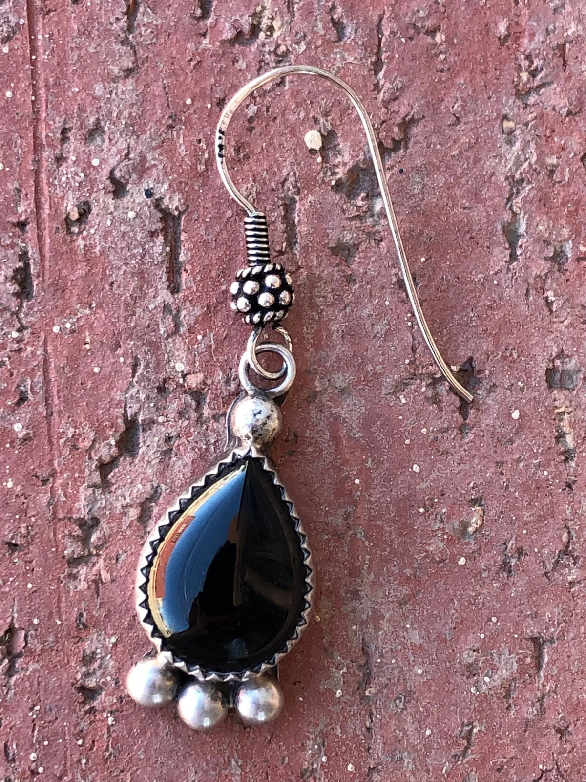 Vintage 90s Onyx and Silver Dangle Earrings Pierced by Sterling - Image 4