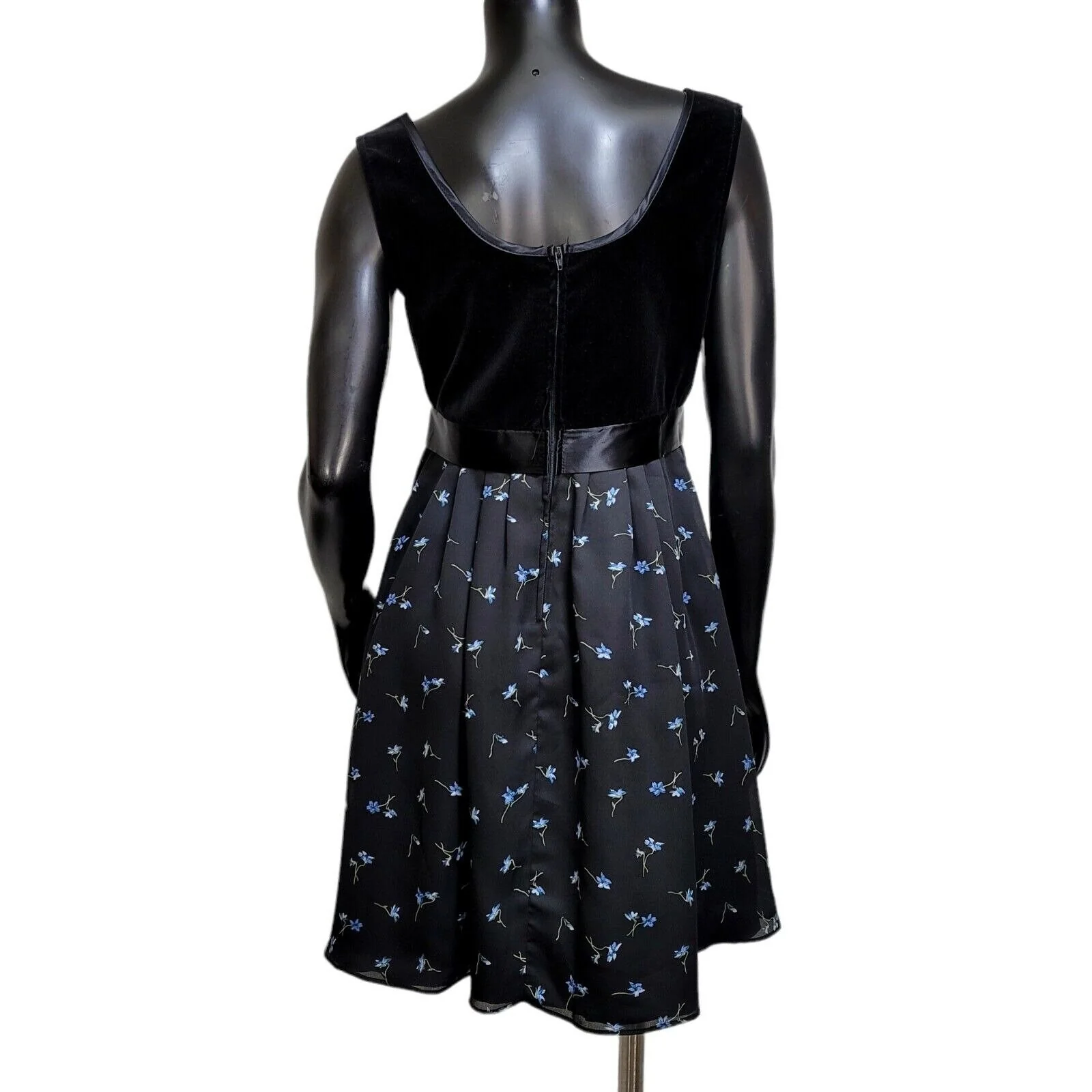 90s Black Velvet Babydoll Chiffon Floral Dress By Paris Blues - Image 7