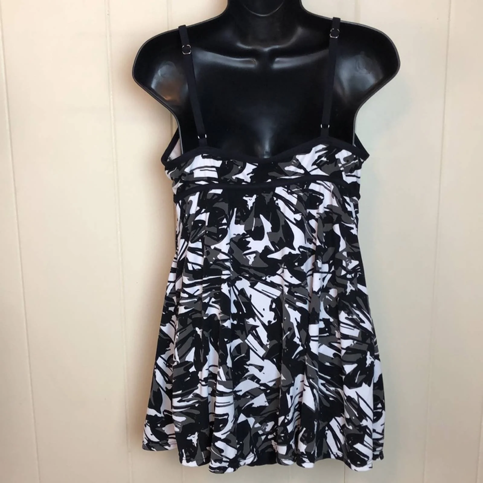 Vintage 90s Skirted 1pc Pin Up Rockabilly Swimsuit Dress by Mainstream - Image 2