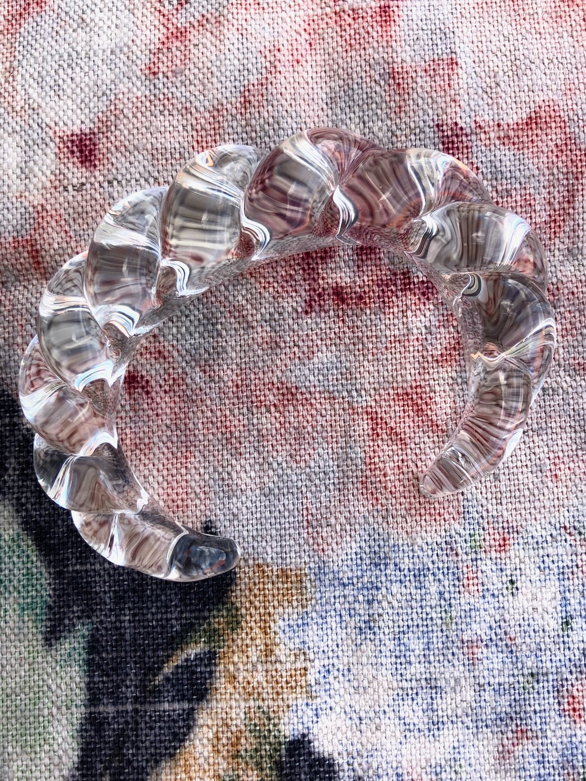 90s Vintage Twisted Glass Cuff Bracelet Sz M L By Artisan - Image 4