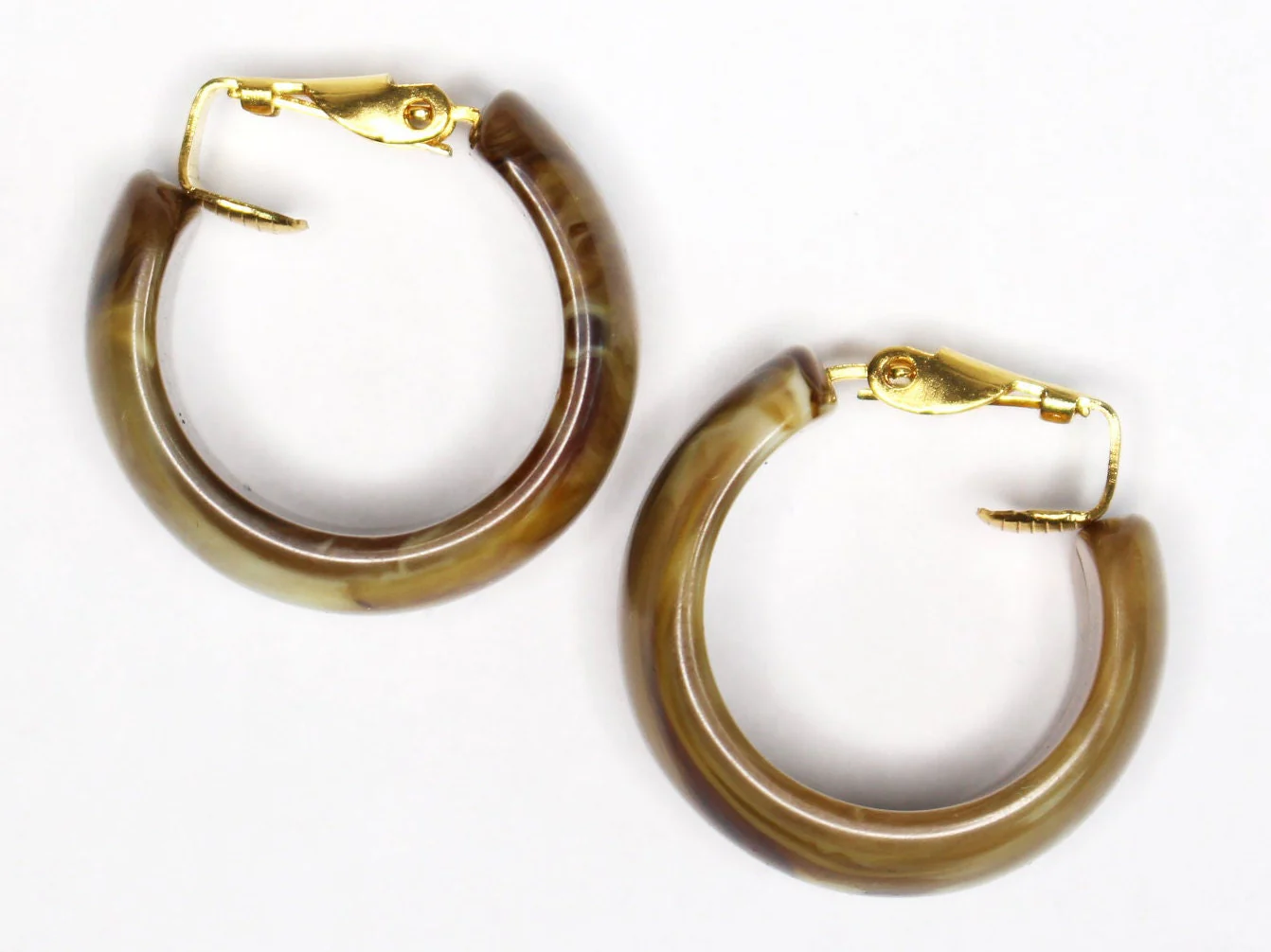 Vintage Acrylic Statement Earrings Resin Hoop Earrings Marbled Neutral Plastic Earrings - Image 4