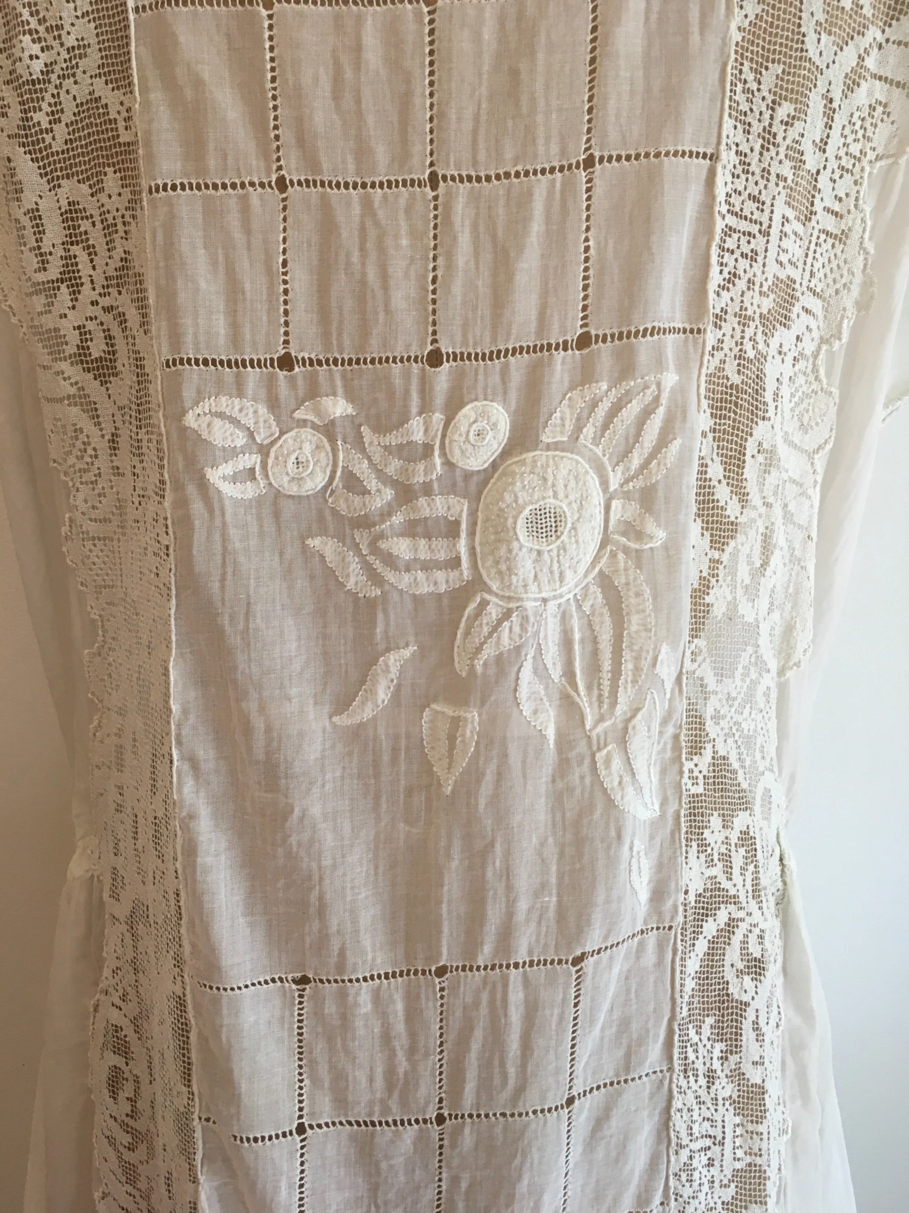 20's Antique White Lace Applique Dress - Image 8