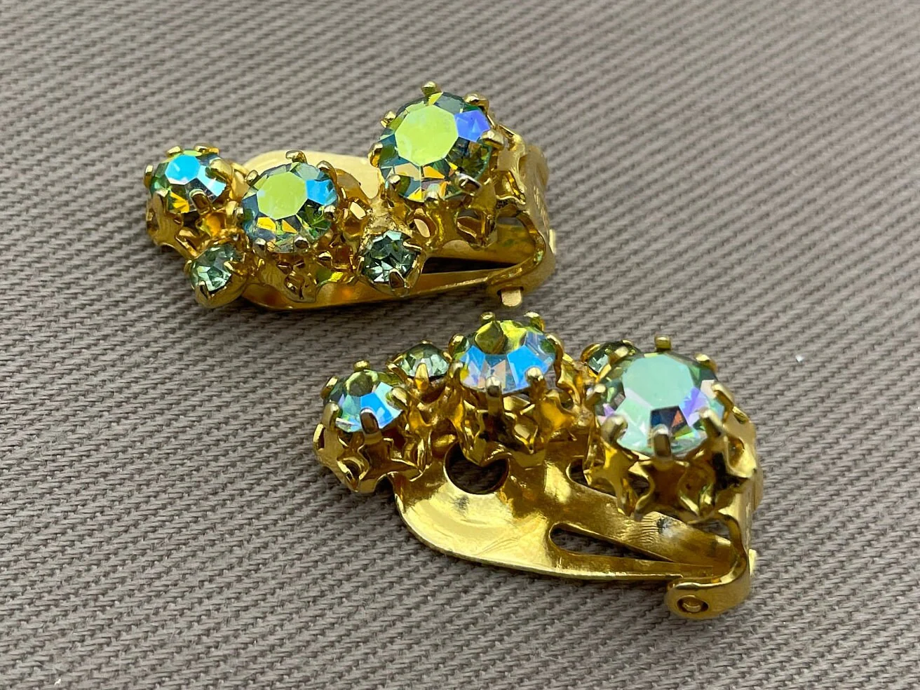 Vintage Austrian Borealis Crystal Ear Crawler Clip-On Statement Earrings by Austria - Image 5