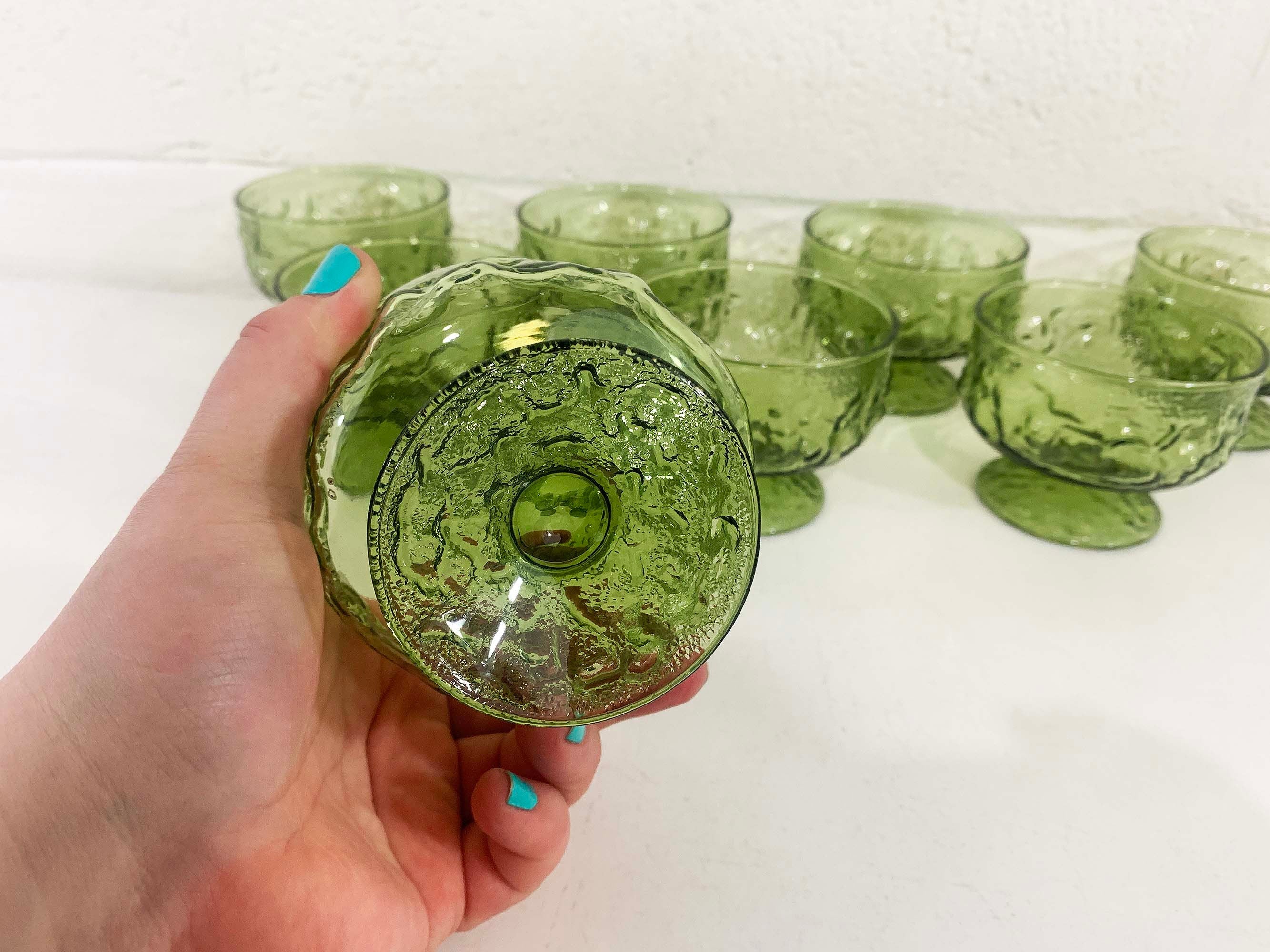 Vintage Avocado Green Anchor Hocking Lido Milano Crinkle Glass Glasses Set of 8 Pedestal Textured Champagne Coupe Sherbet 70s - Image 8