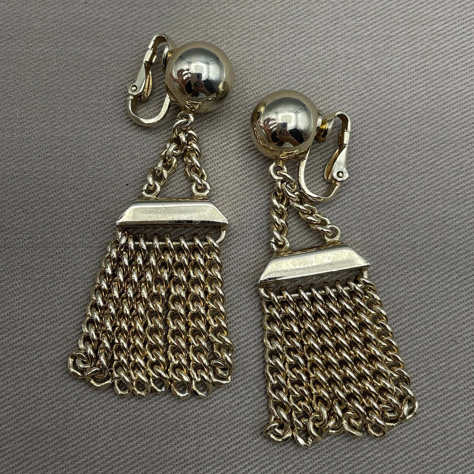 Vintage Ball and Chain Clip On Dangle Drop Statement Earrings Signed Designer Jewelry by Bergere - Image 2