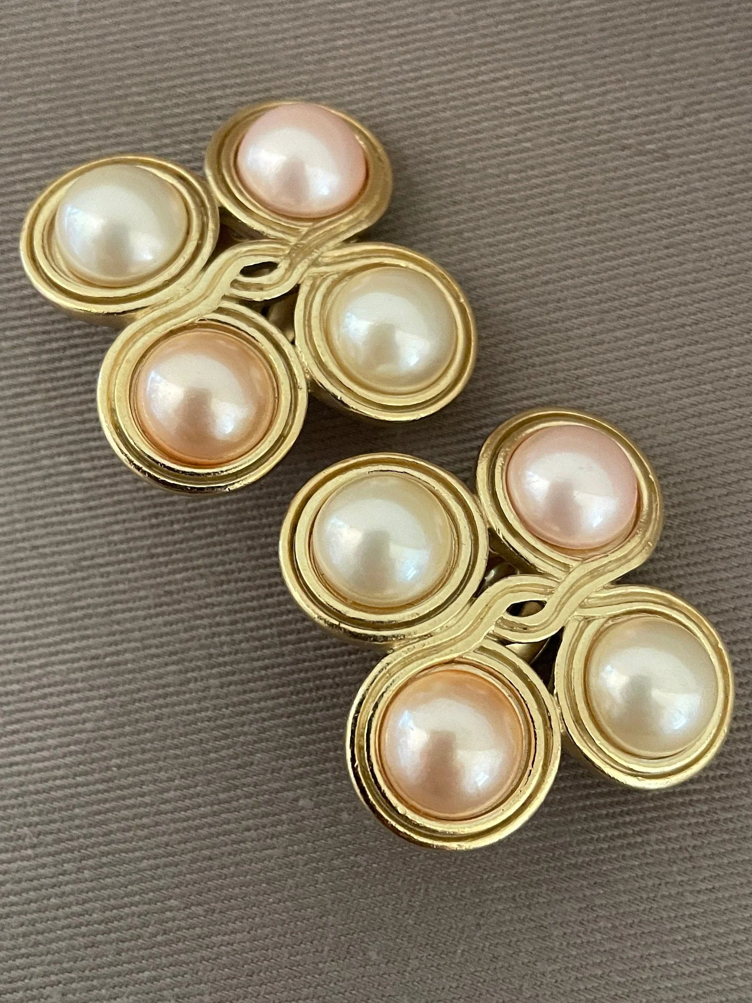 Vintage Baroque Signed Pearl Clip On Statement Earrings by Trifari - Image 4