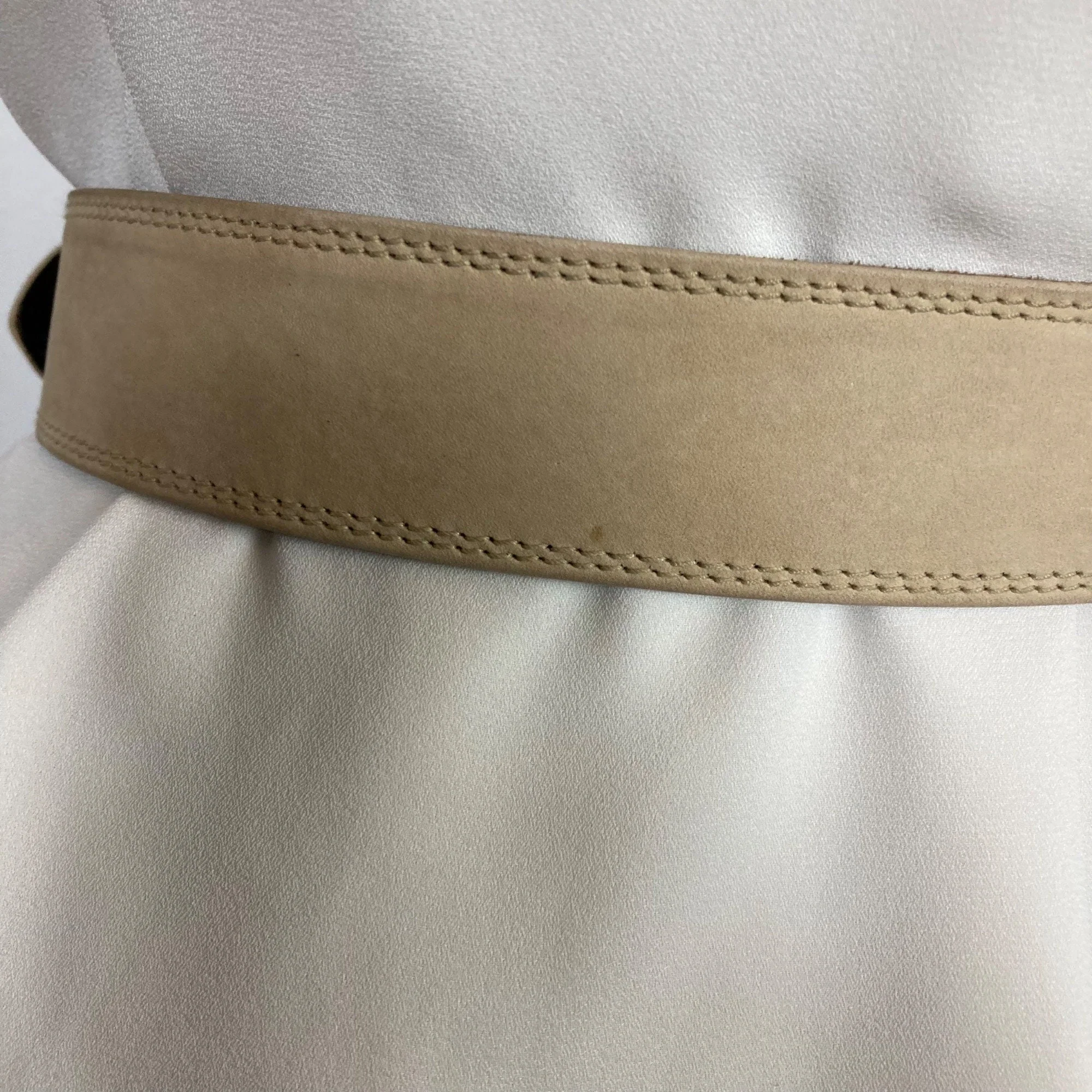 Vintage Beige Leather Belt Womens 70 Cm 26 In Gold Buckle Made In Italy by Bogner - Image 10