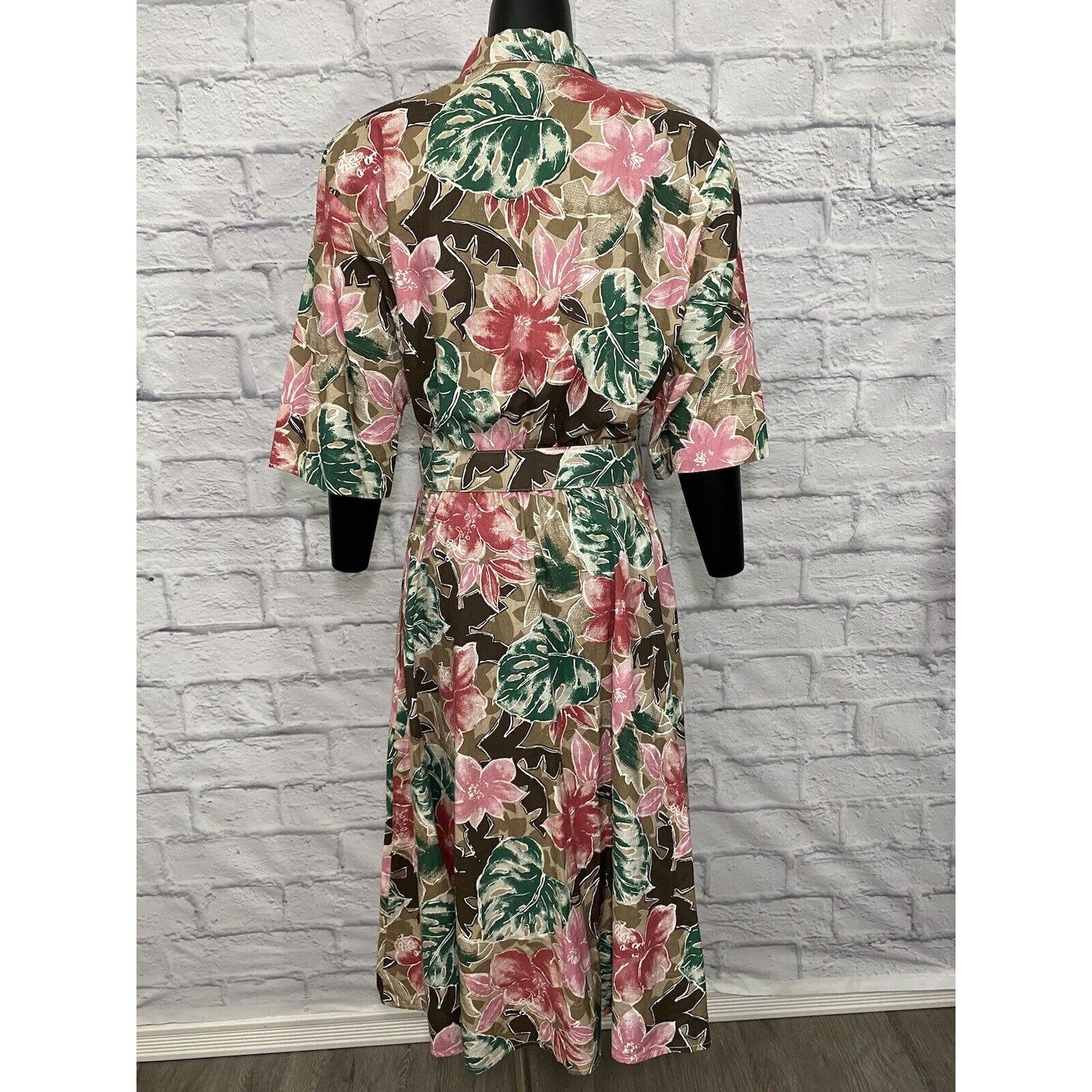80s/90s Vintage Belted Floral Shirt Dress Secretary Church Tropical Collared Mid By Caliche - Image 5