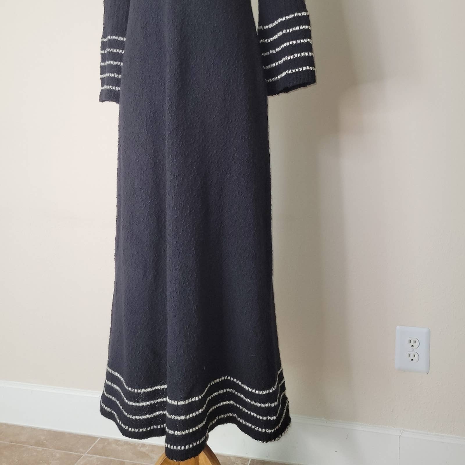 Vintage Black and Silver Knit Fit and Flare Maxi Dress Sz 36 Us S by Deisy Design - Image 6