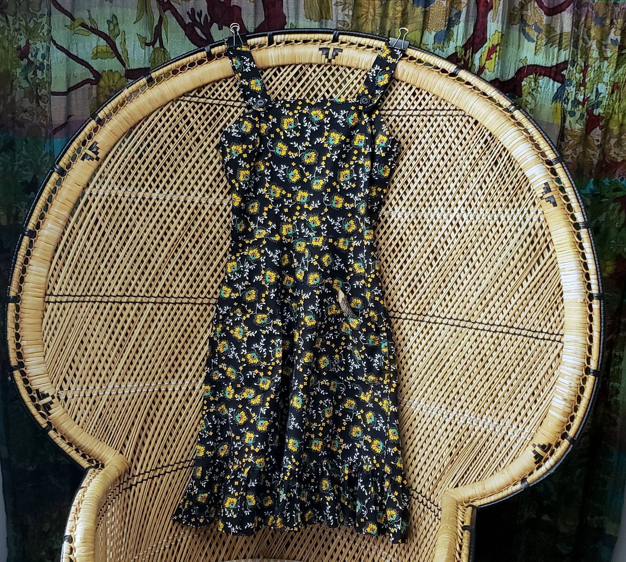 Vintage Black and Yellow Floral Summer Dress with Pockets 30" Bust - Image 2