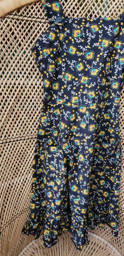 Vintage Black and Yellow Floral Summer Dress with Pockets 30" Bust - Image 7